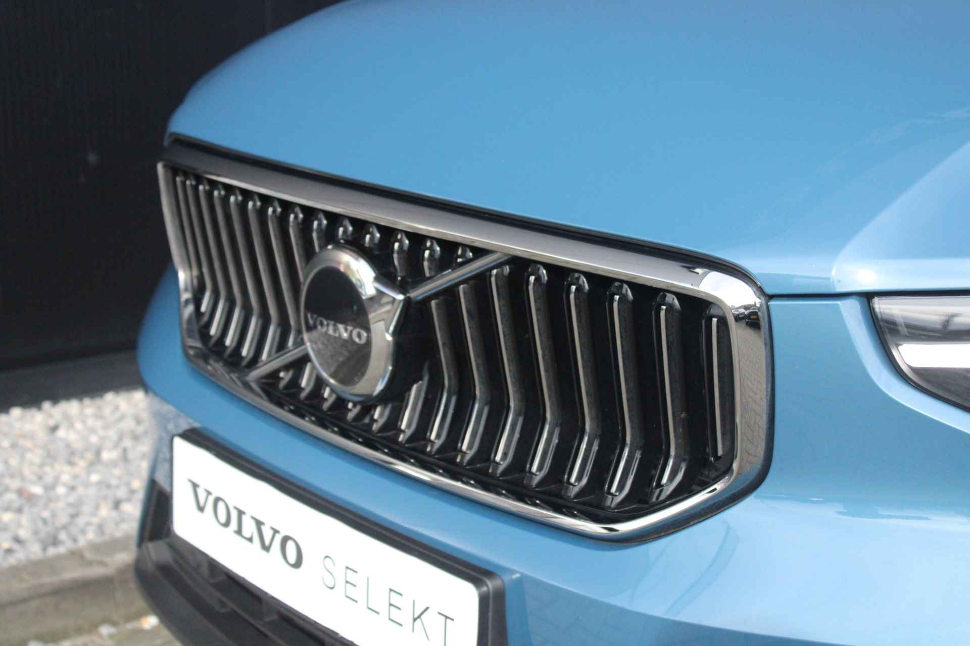 Volvo XC40 T4 Recharge Core Bright | 19'' | Camera | Stoel / stuurverwarming | Privacy-glass - 29/30