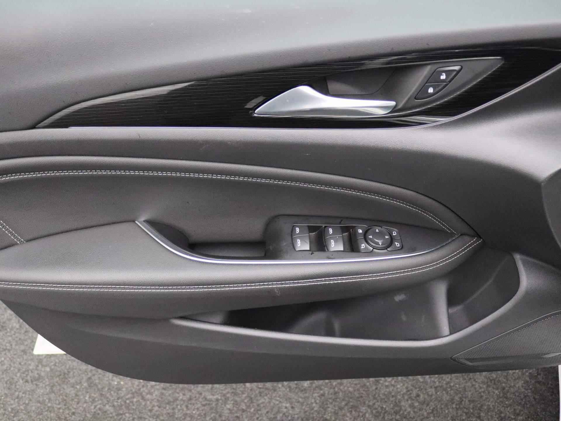 Opel Insignia Grand Sport 1.6 CDTI Aut. OPC-Line Business Executive | Leder | Head-Up Display | Stoelverwarming | Lane-Assist | - 21/30