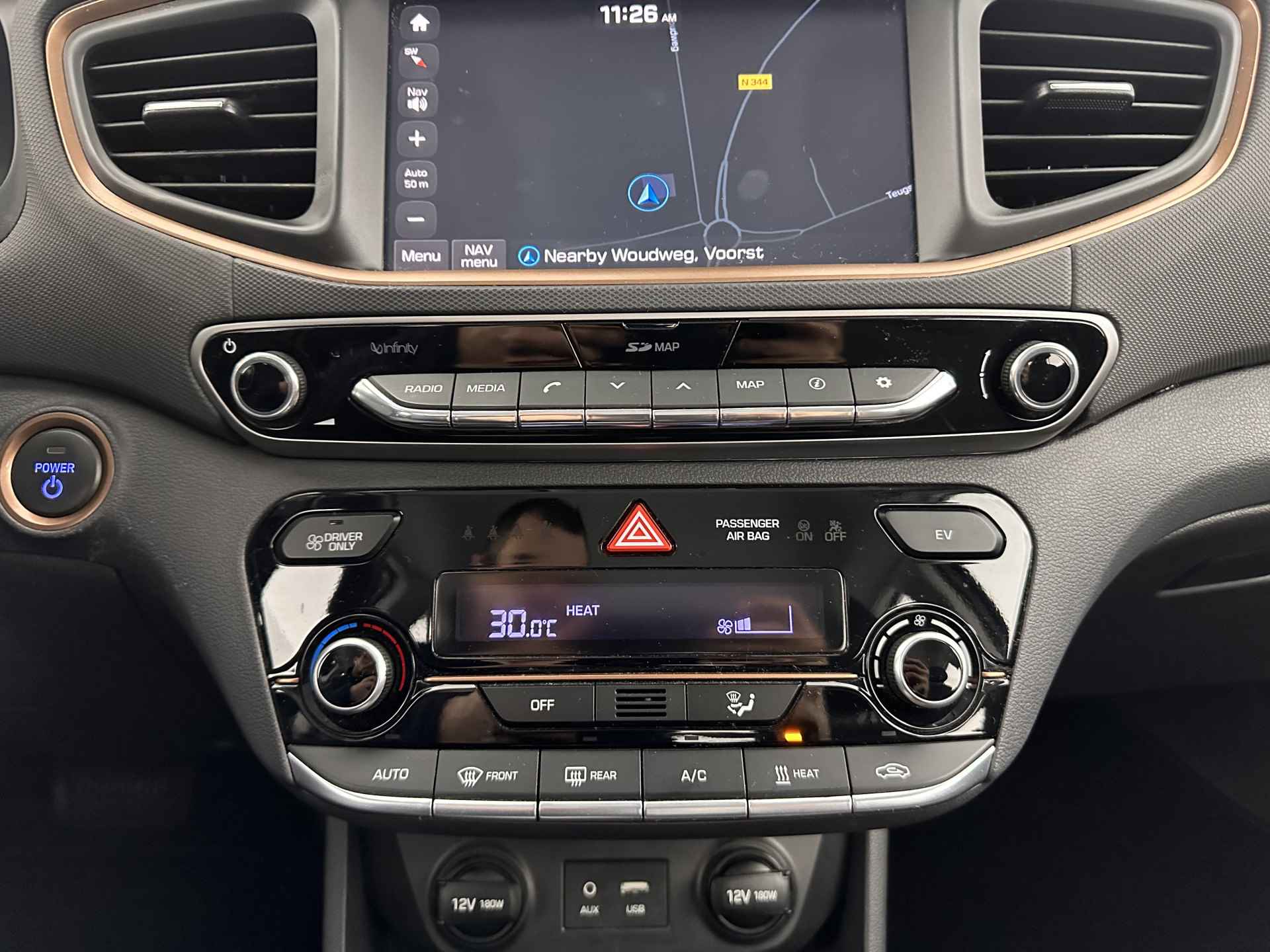 Hyundai IONIQ Comfort EV Aut. *INFINITY-AUDIO | NAVI-FULLMAP | CAMERA | CCS-FASTLOADER | LANE-ASSIST | ADAPTIVE-CRUISE | KEYLESS | SHIFT-PADDLES | PDC | CARPLAY |  DAB+ | COMFORT-SEATS | 16"ALU* - 14/31