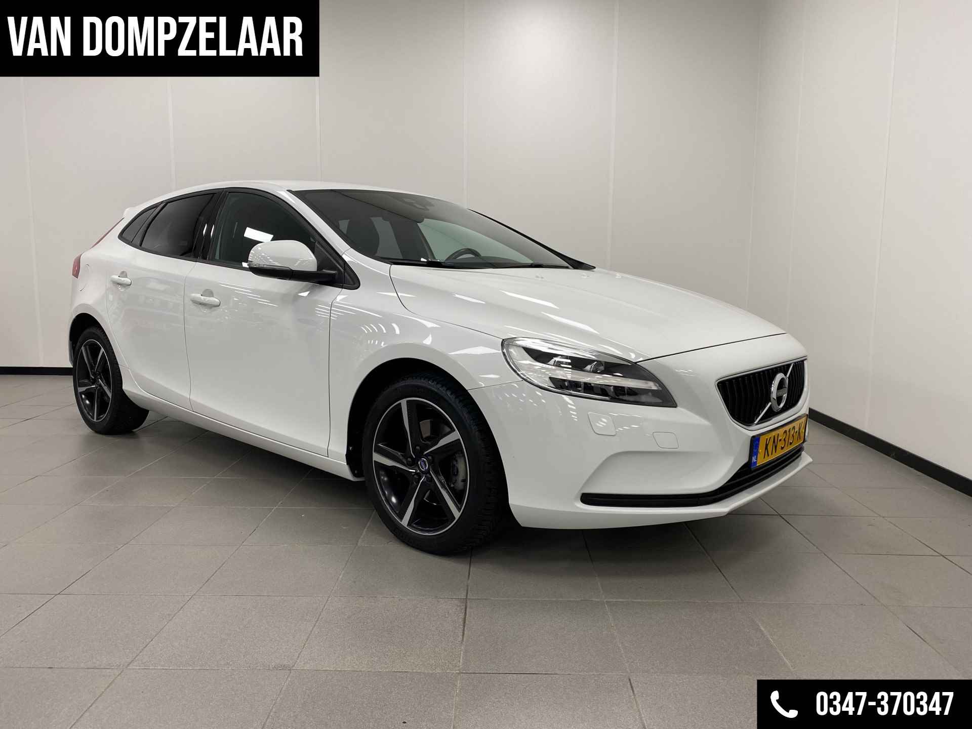 Volvo V40 2.0 T3 /152PK / Nordic+ / TREKH. / NAVI / CRUISE.C / STOELVERW. / - 17/50