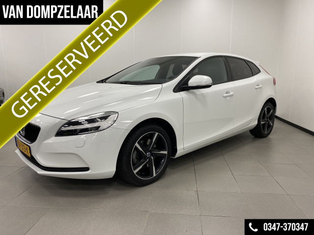 Volvo V40 2.0 T3 /152PK / Nordic+ / TREKH. / NAVI / CRUISE.C / STOELVERW. /