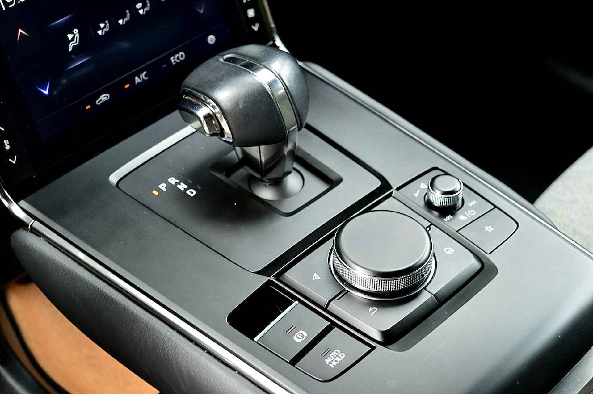 Mazda MX-30 e-SkyActiv 145 First Edition Rijklaarprijs-Garantie Navigatie Led Airco Cr Controle - 25/35