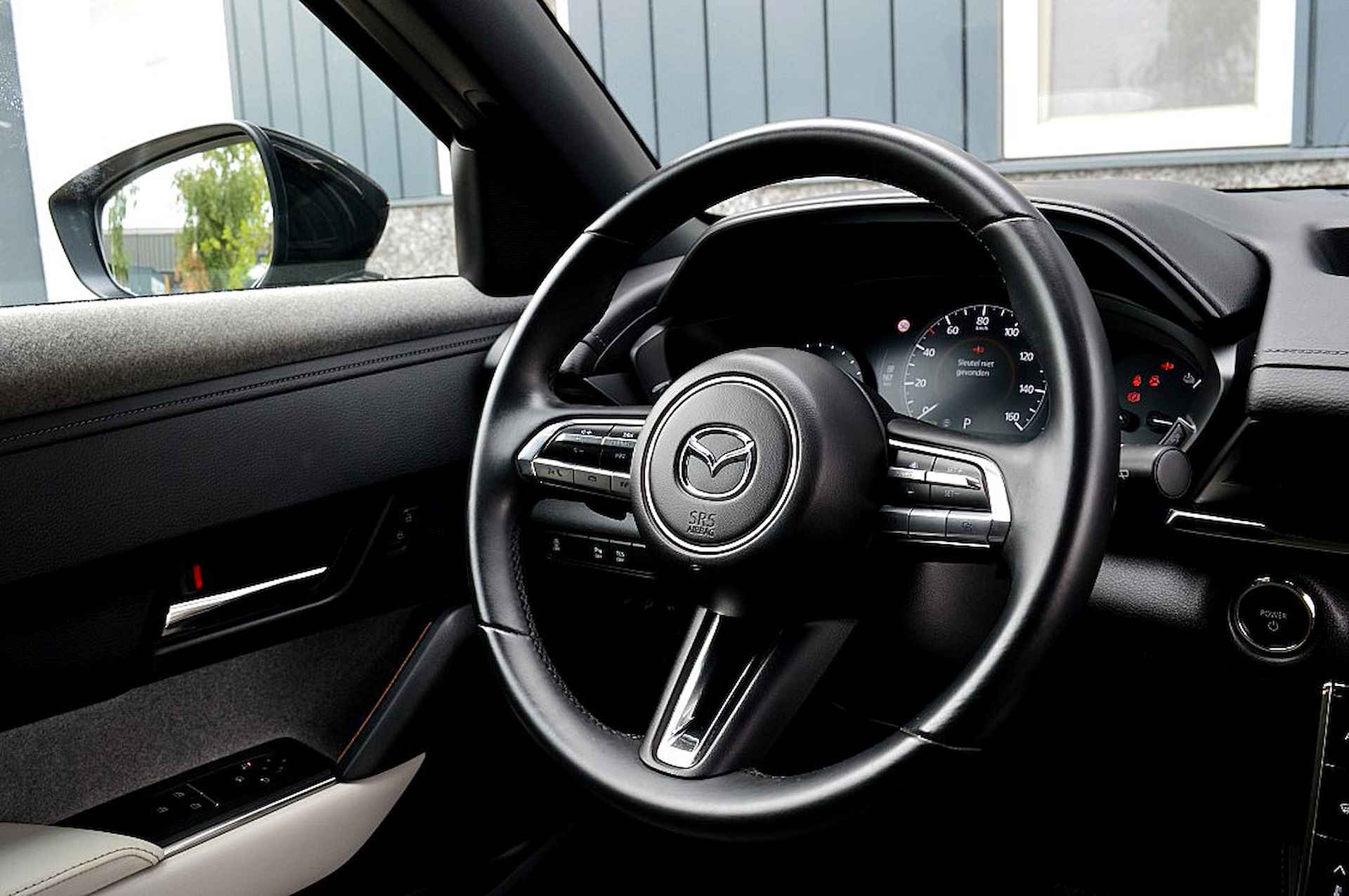 Mazda MX-30 e-SkyActiv 145 First Edition Rijklaarprijs-Garantie Navigatie Led Airco Cr Controle - 33/35
