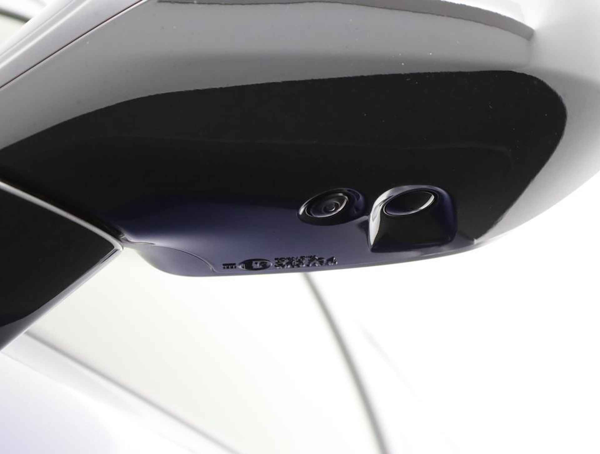 Lexus LBX Emotion 2WD | Advanced Pack | Mark Levinson | Head-Up Display - 35/50