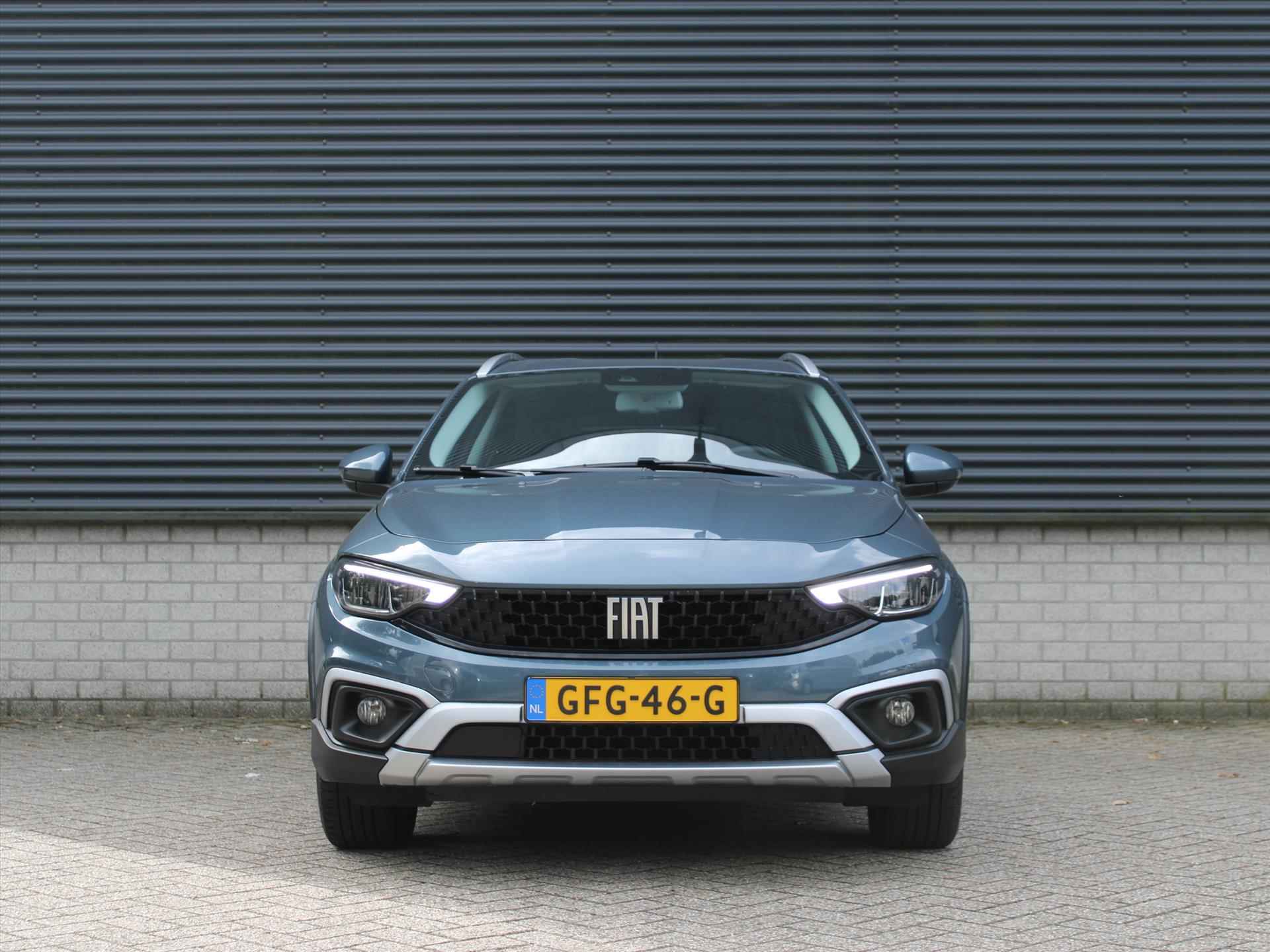 Fiat Tipo Cross 100 PK | Apple Carplay & Android Auto | Cruise Control | Parkeersensoren achter | dodehoeksensoren | Camera Achter | - 2/31