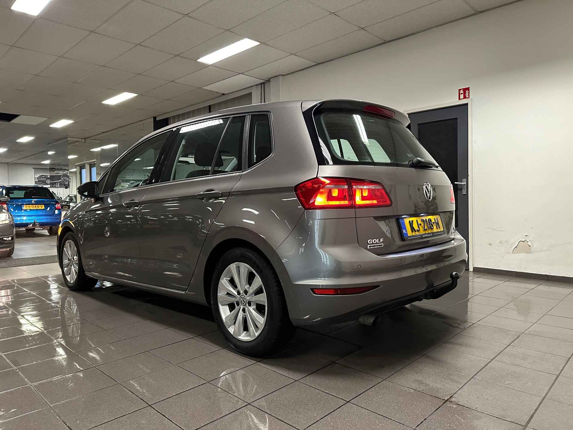 Volkswagen Golf Sportsvan 1.0 TSI Connected Series * Automaat / Camera / Navigatie / Trekhaak / NL Auto * - 3/23