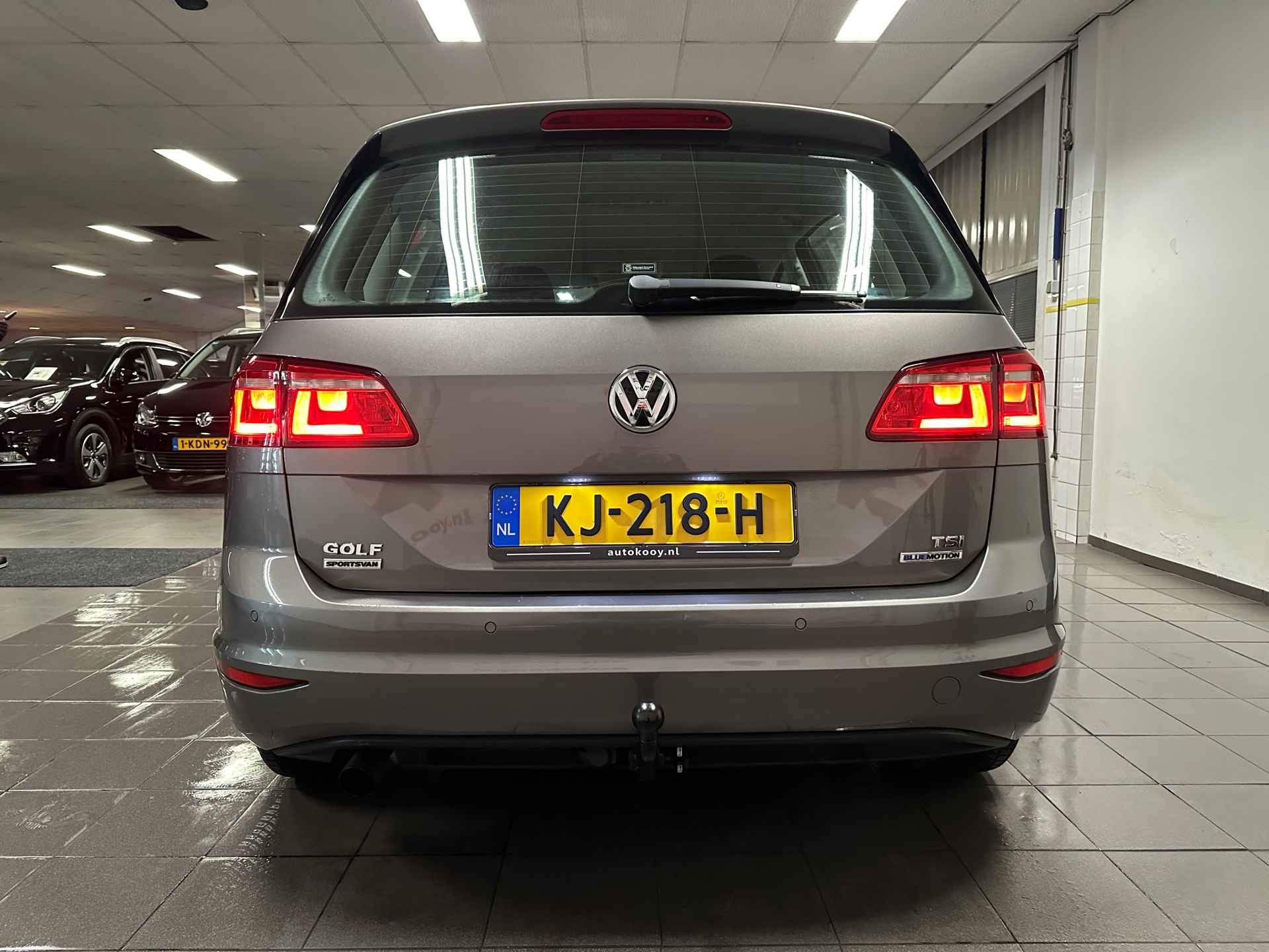 Volkswagen Golf Sportsvan 1.0 TSI Connected Series * Automaat / Camera / Navigatie / Trekhaak / NL Auto * - 4/23