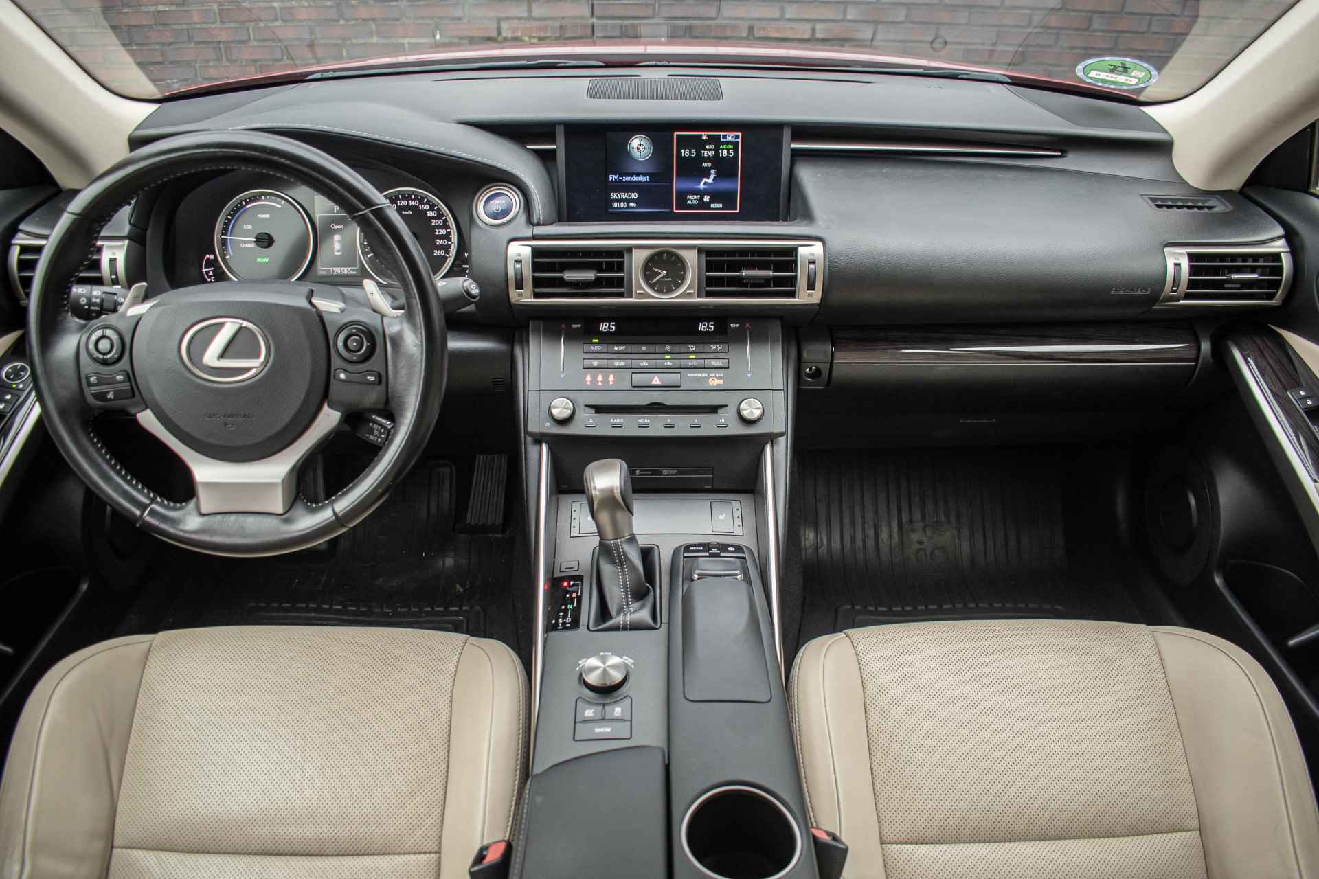 Lexus IS 300h Business Line Pro | Full Leder - 3/31