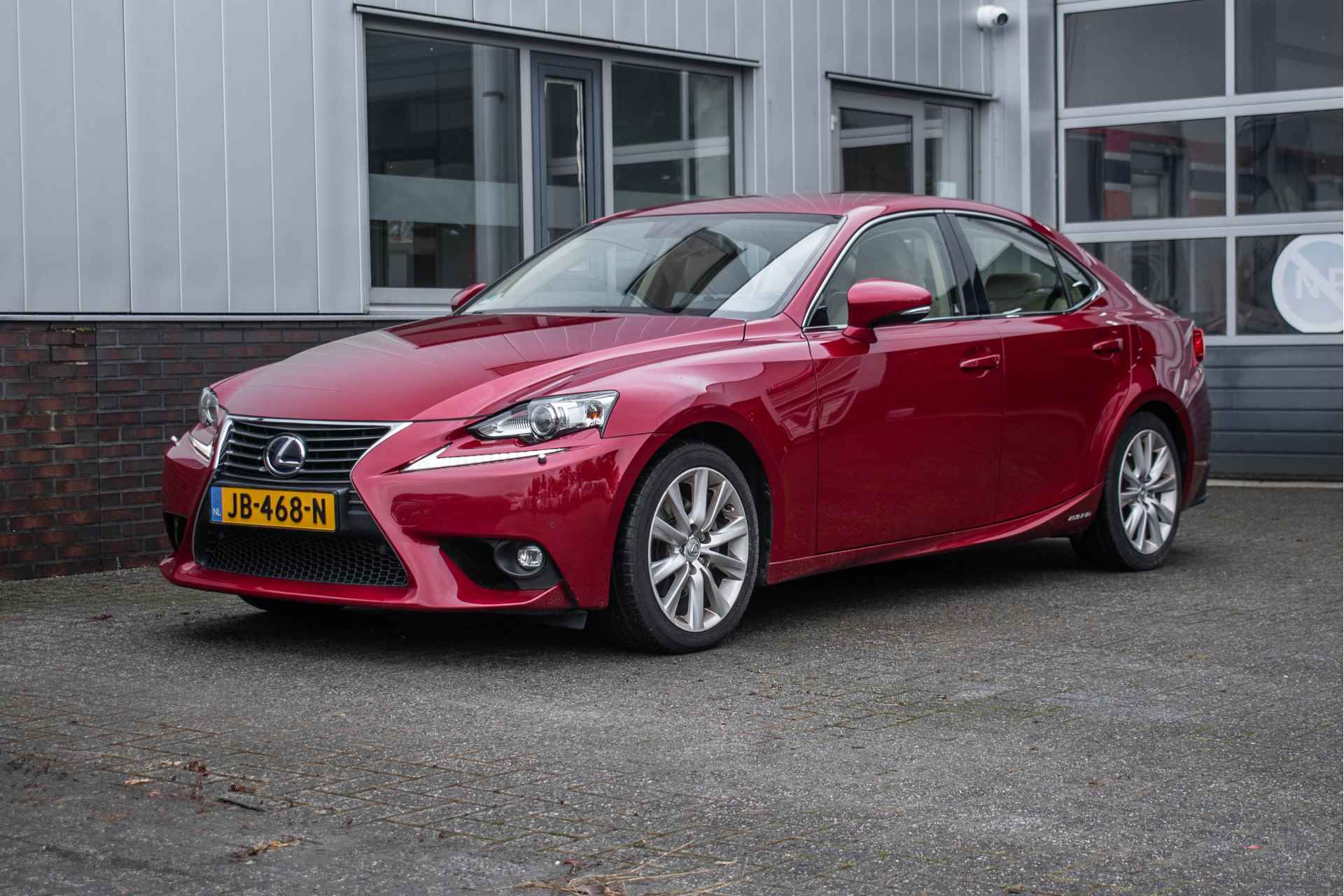 Lexus IS 300h Business Line Pro | Full Leder - 10/31