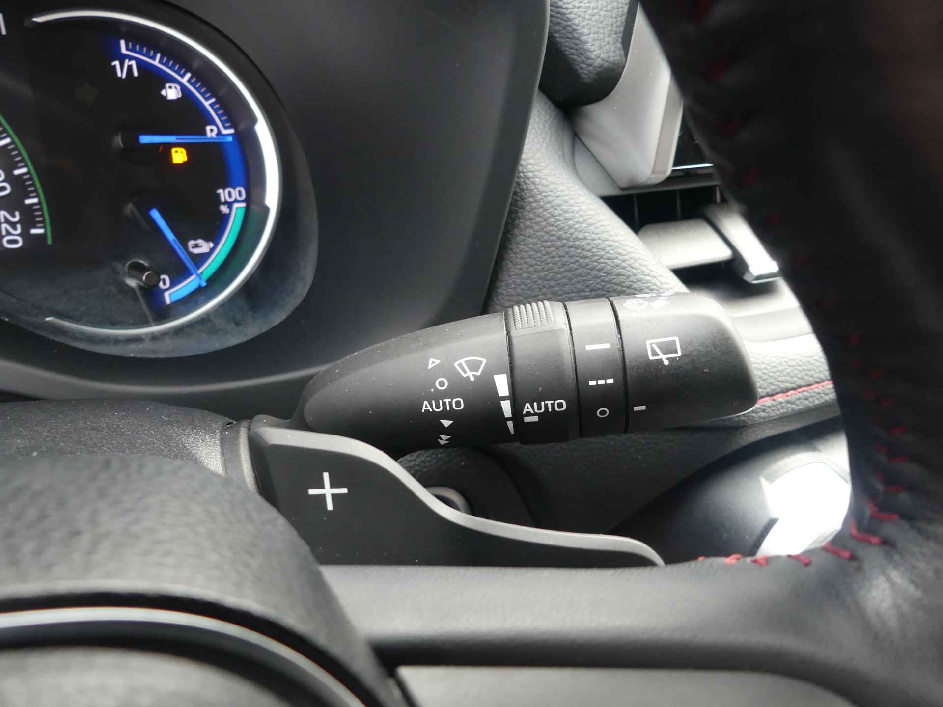 Suzuki Across 2.5 Plug-in Hybrid Style Navigatie via Apple/Android, Camera, Parkeersensoren voor en achter - 19/28