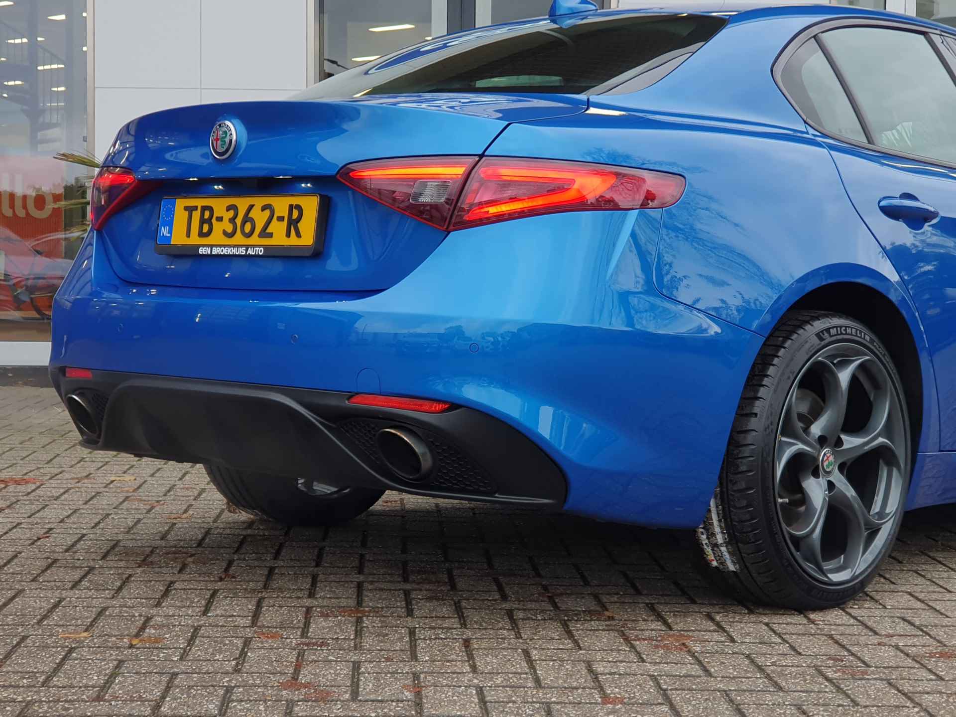 Alfa Romeo Giulia 2.0 T AWD Veloce | NL-Auto | 19 inch | Adap. Cruise | Stoelverwarming | Lederen Bekleding - 7/41