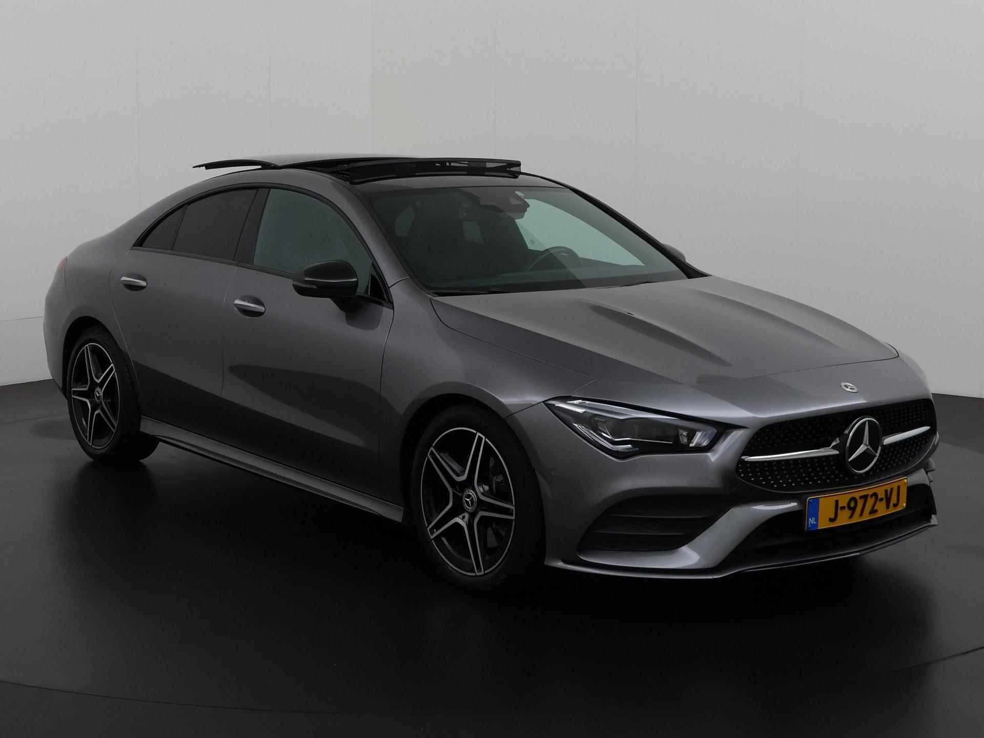 Mercedes-Benz CLA-klasse 200 Premium Plus AMG Night | Panoramadak | Widescreen | Mem Stoel | Carplay | Zondag Open! - 27/42