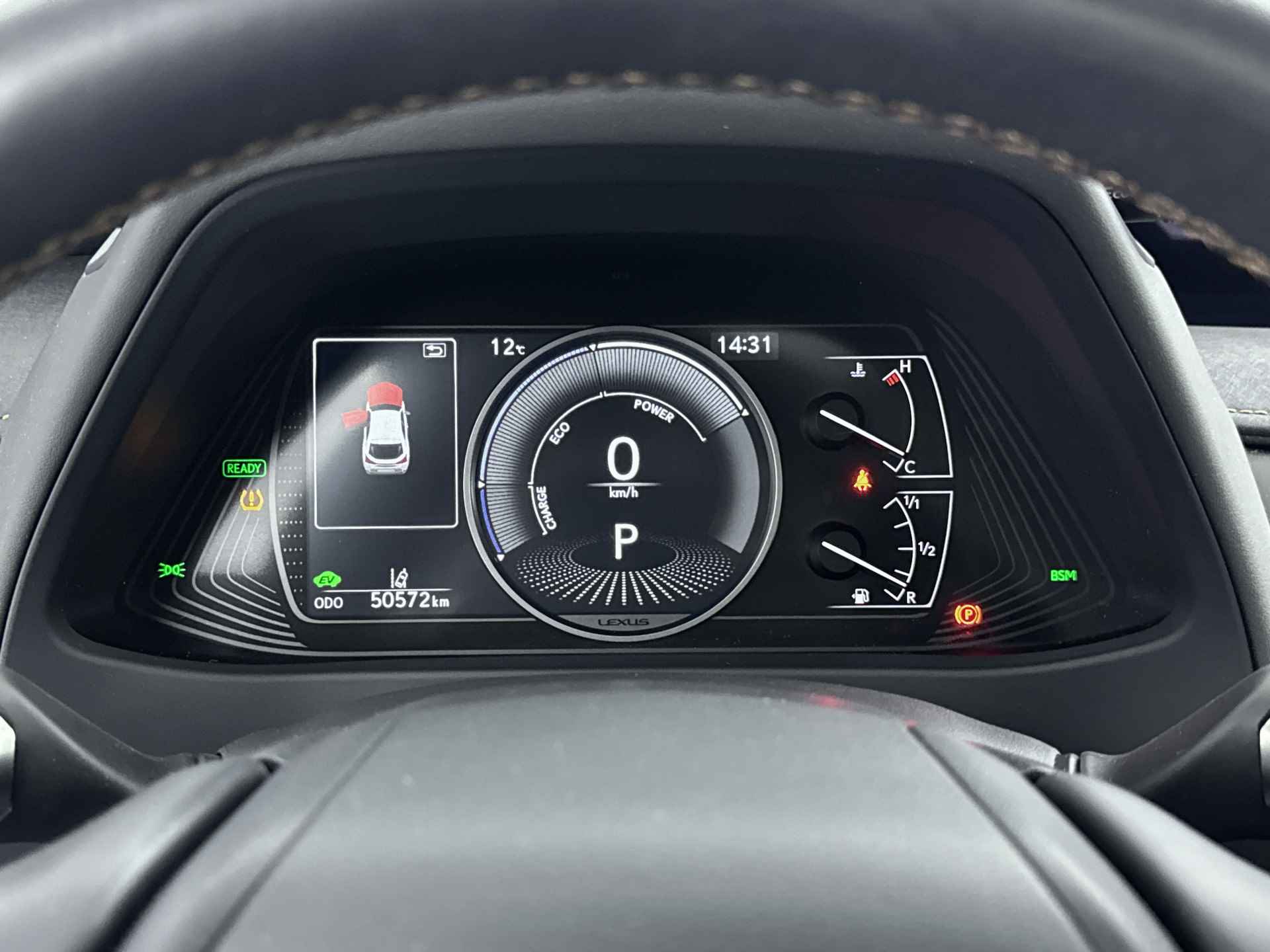 Lexus UX 250h Executive Line Limited | Schuifdak | Mark Levinson | Stoel en stuurwiel verwarmd | Leder | Navigatie | LM velgen | - 7/41