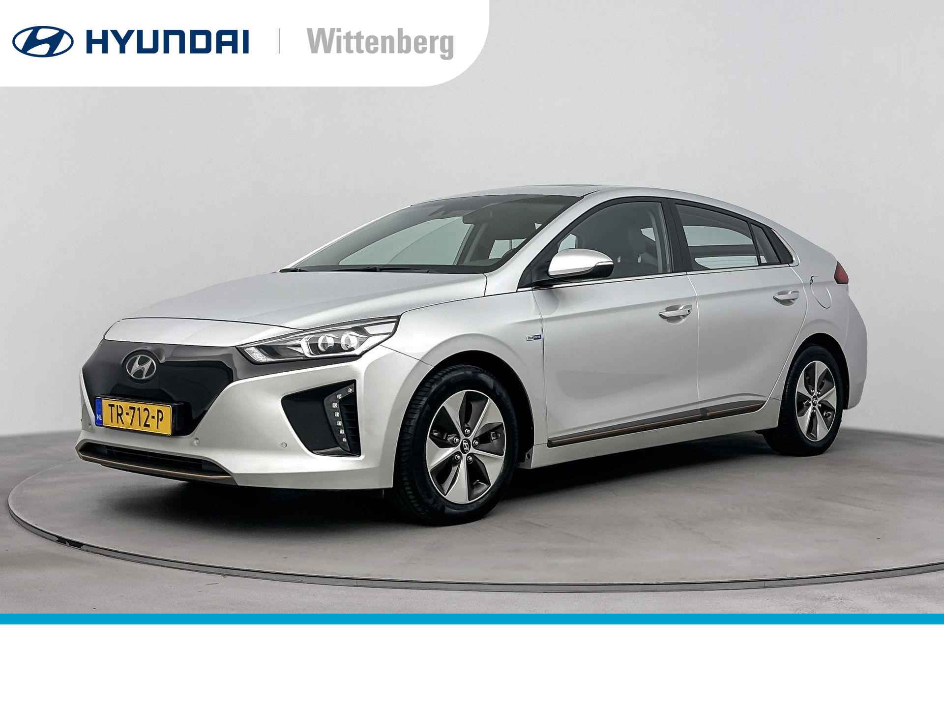 Hyundai IONIQ Premium EV | € 2.000,- subsidie mogelijk! | Leder | Navigatie | Camera | Keyless - 1/35