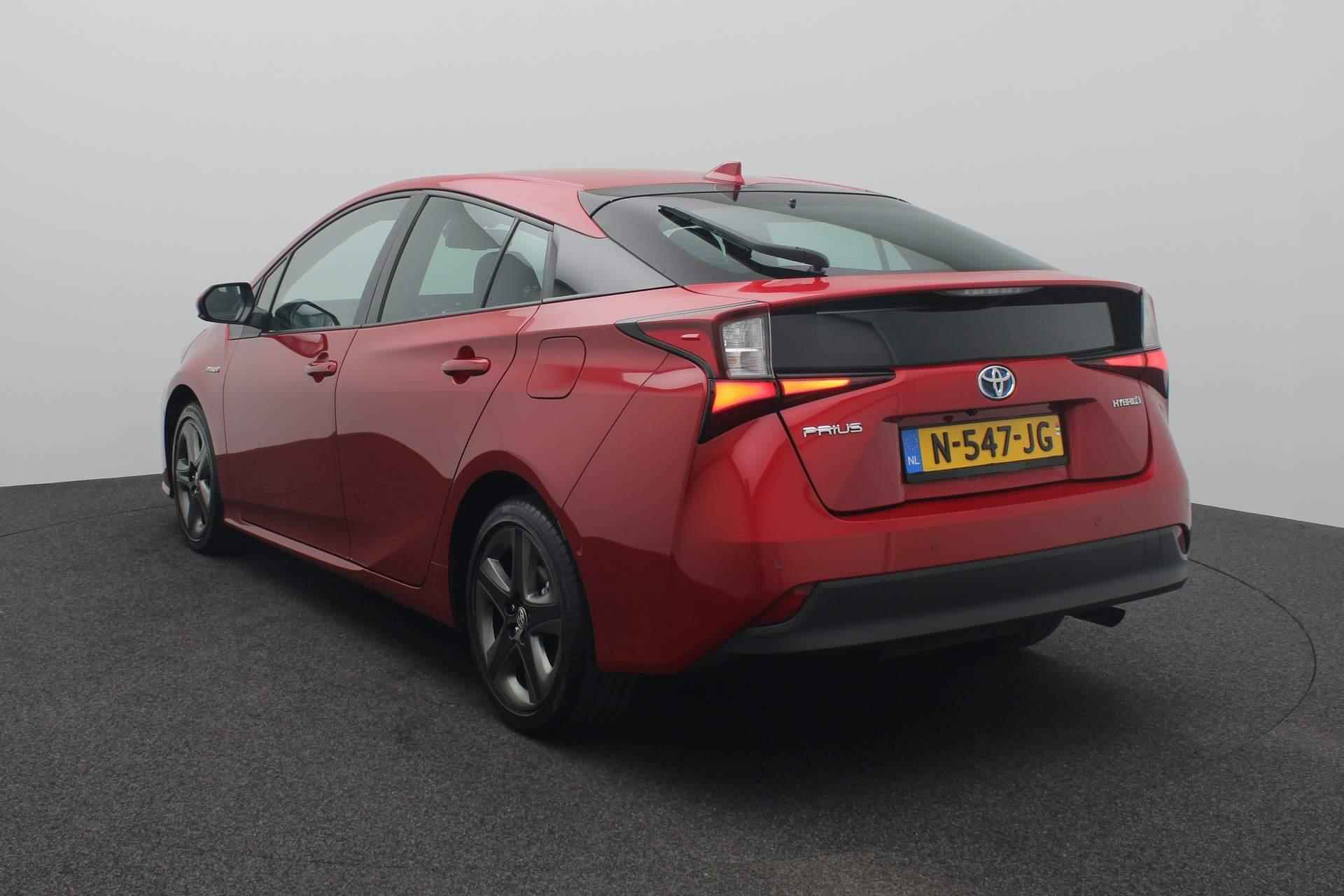 Toyota Prius 1.8 Executive Automaat | Airco | Navigatie | Achteruitkijkcamera | Cruise Control | - 3/49