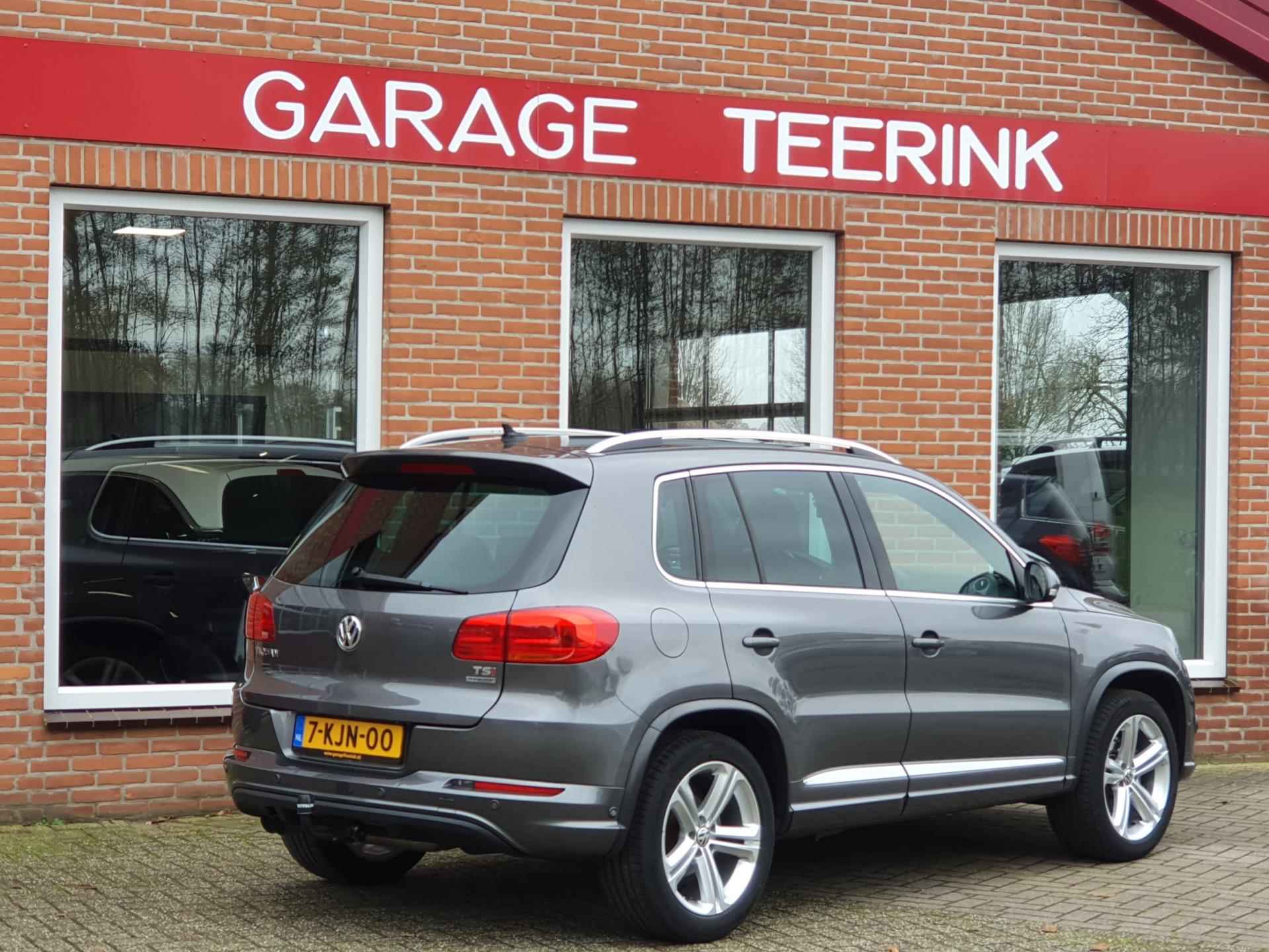 Volkswagen Tiguan 1.4 TSI Sport&Style R-line Edition 122PK 5drs clima, cruise, navi, xenon, trekhaak RIJKLAAR - 4/19