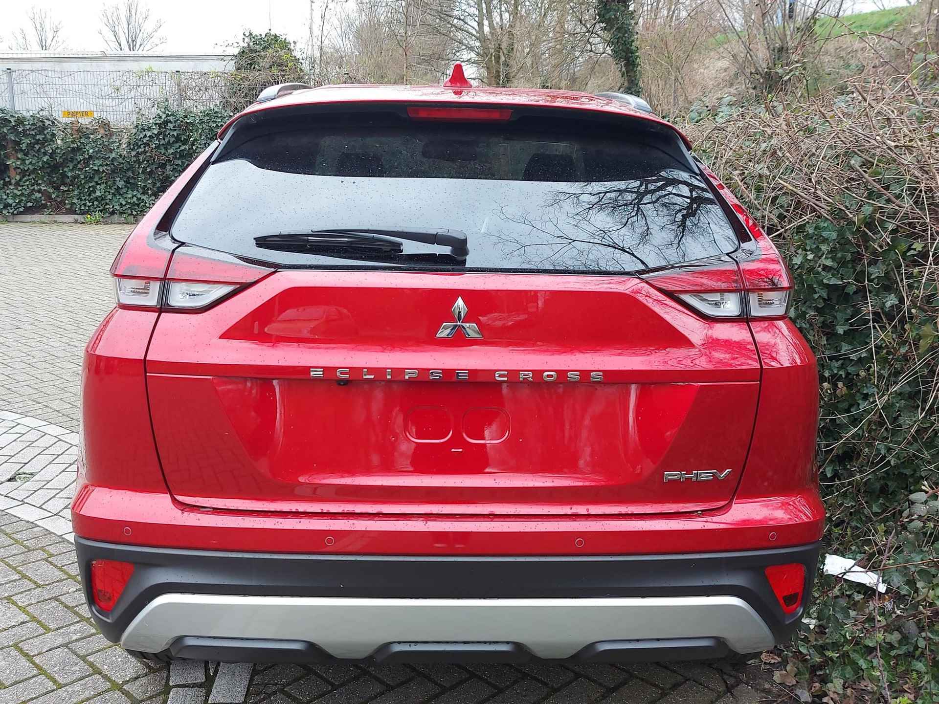 Mitsubishi Eclipse Cross 2.4 PHEV Intense+ | € 8.000,- VOORRAAD KORTING | op = op  AUTOMAAT | APPLE/ANDROID AUTO | STOELVERWARMING | CLIMATE | CRUISE | 4X4 | - 4/41