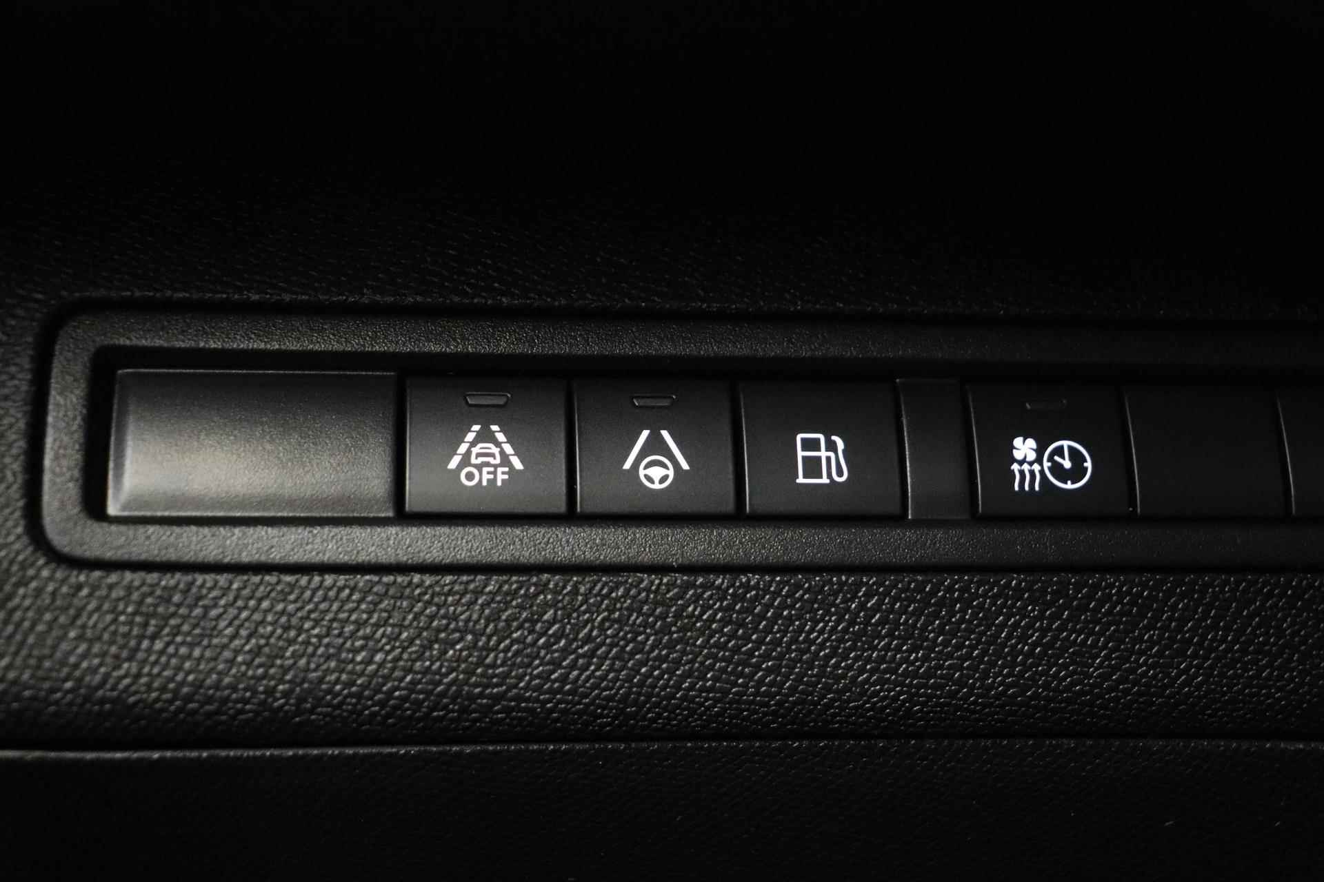 Peugeot 3008 1.6 HYbrid GT 225 PK | Automaat | Alcantara Bekleding | Black Pack | LMV | Camera | Navigatie | Draadloos Telefoon Laden | Active Cruise Control - 28/32