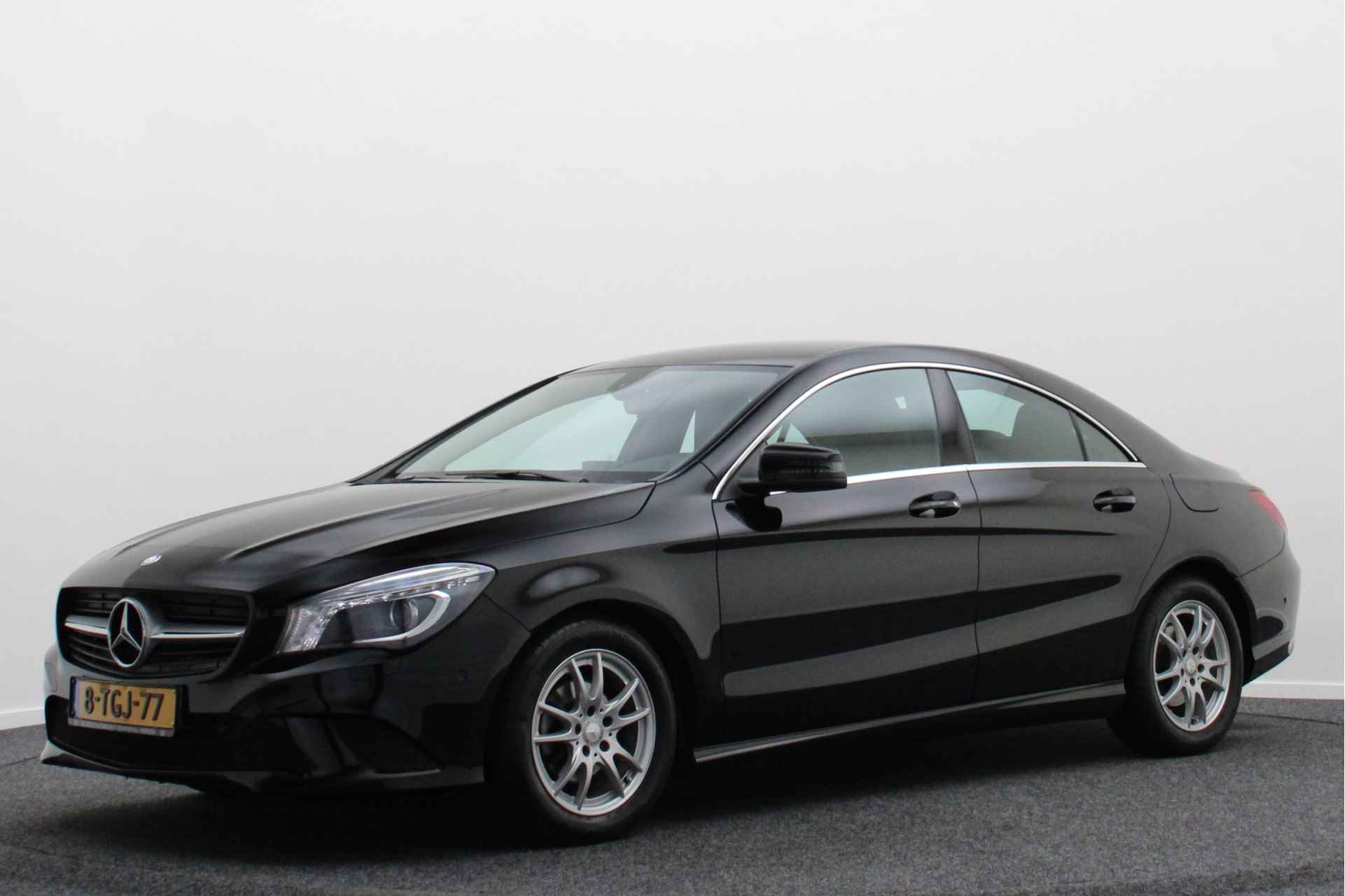 Mercedes-Benz CLA-Klasse 180 Ambition Leer, Navigatie, Bi-Xenon, Airco, Cruise, Bluetooth, PDC, Trekhaak, 16'' - 14/46