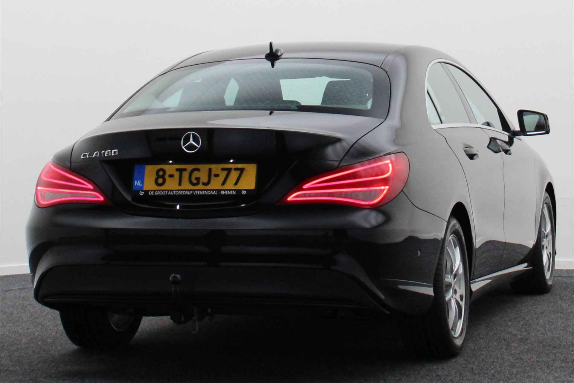 Mercedes-Benz CLA-Klasse 180 Ambition Leer, Navigatie, Bi-Xenon, Airco, Cruise, Bluetooth, PDC, Trekhaak, 16'' - 17/46