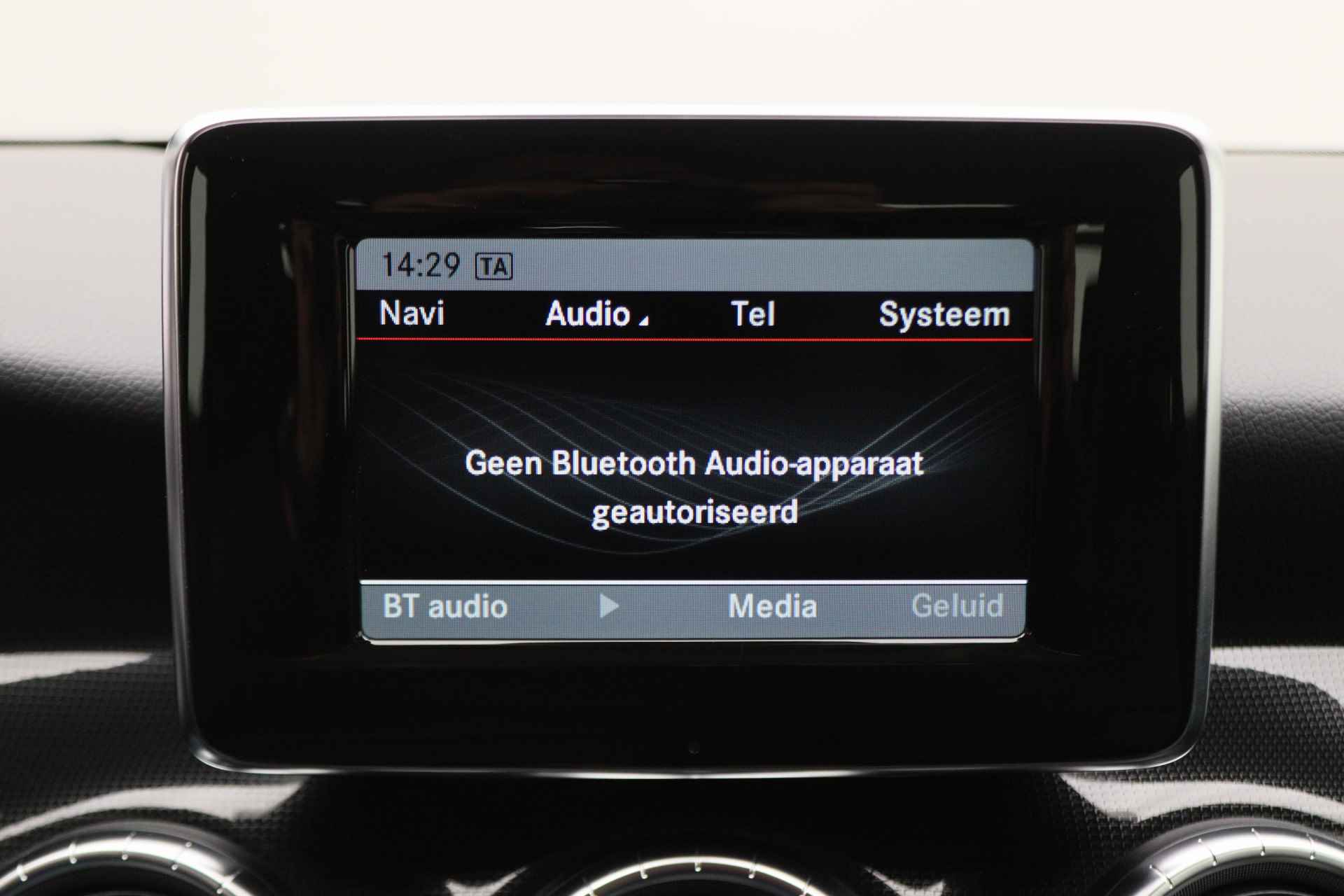 Mercedes-Benz CLA-Klasse 180 Ambition Leer, Navigatie, Bi-Xenon, Airco, Cruise, Bluetooth, PDC, Trekhaak, 16'' - 37/46