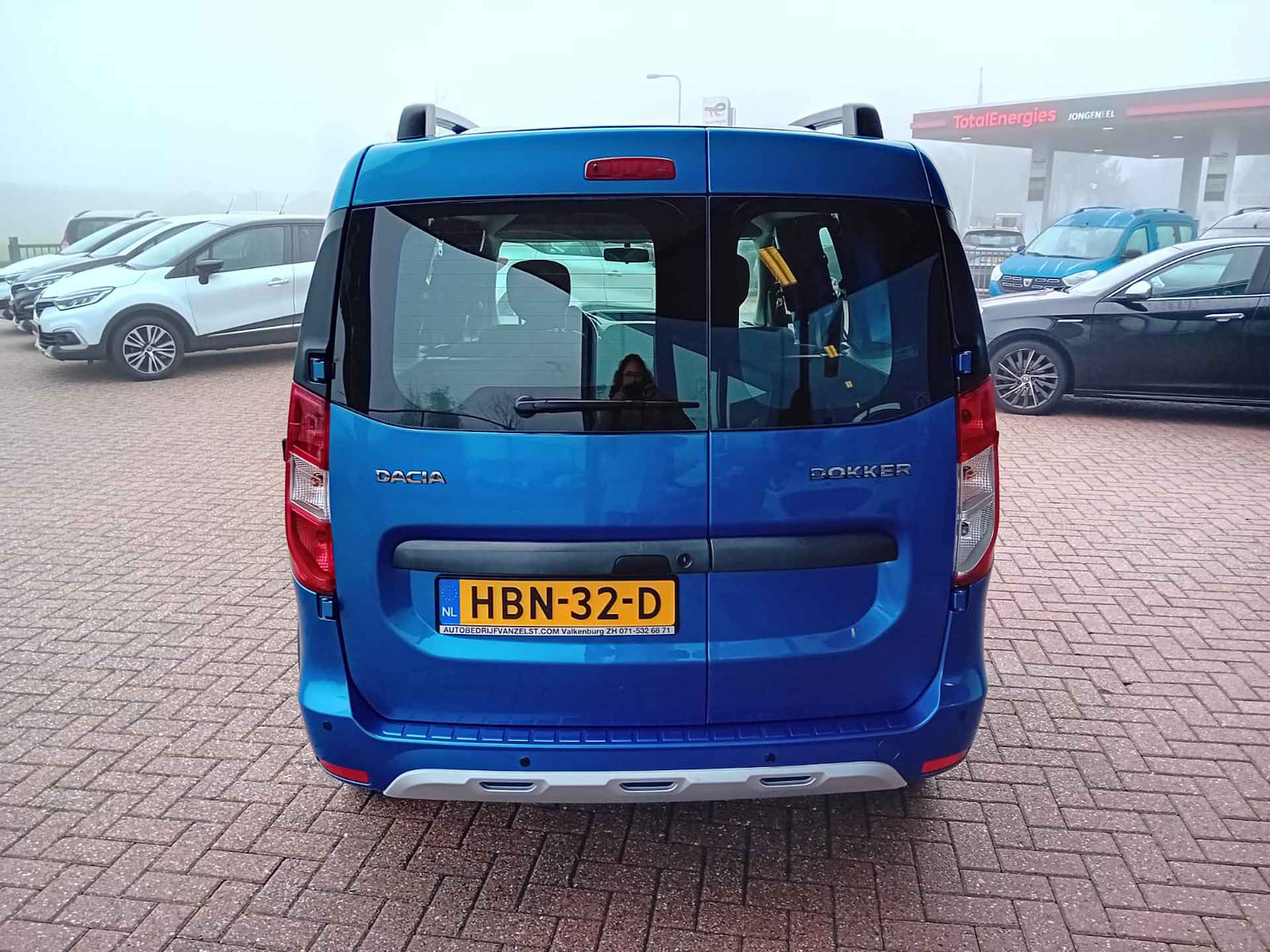 Dacia Dokker 1.2 TCe S&S Stepway, Airco, Multimedia systeem, Bluetooth telefoonverbinding, Cruise control, Parkeersensoren, Elektrische ramen BOVAG - 7/23