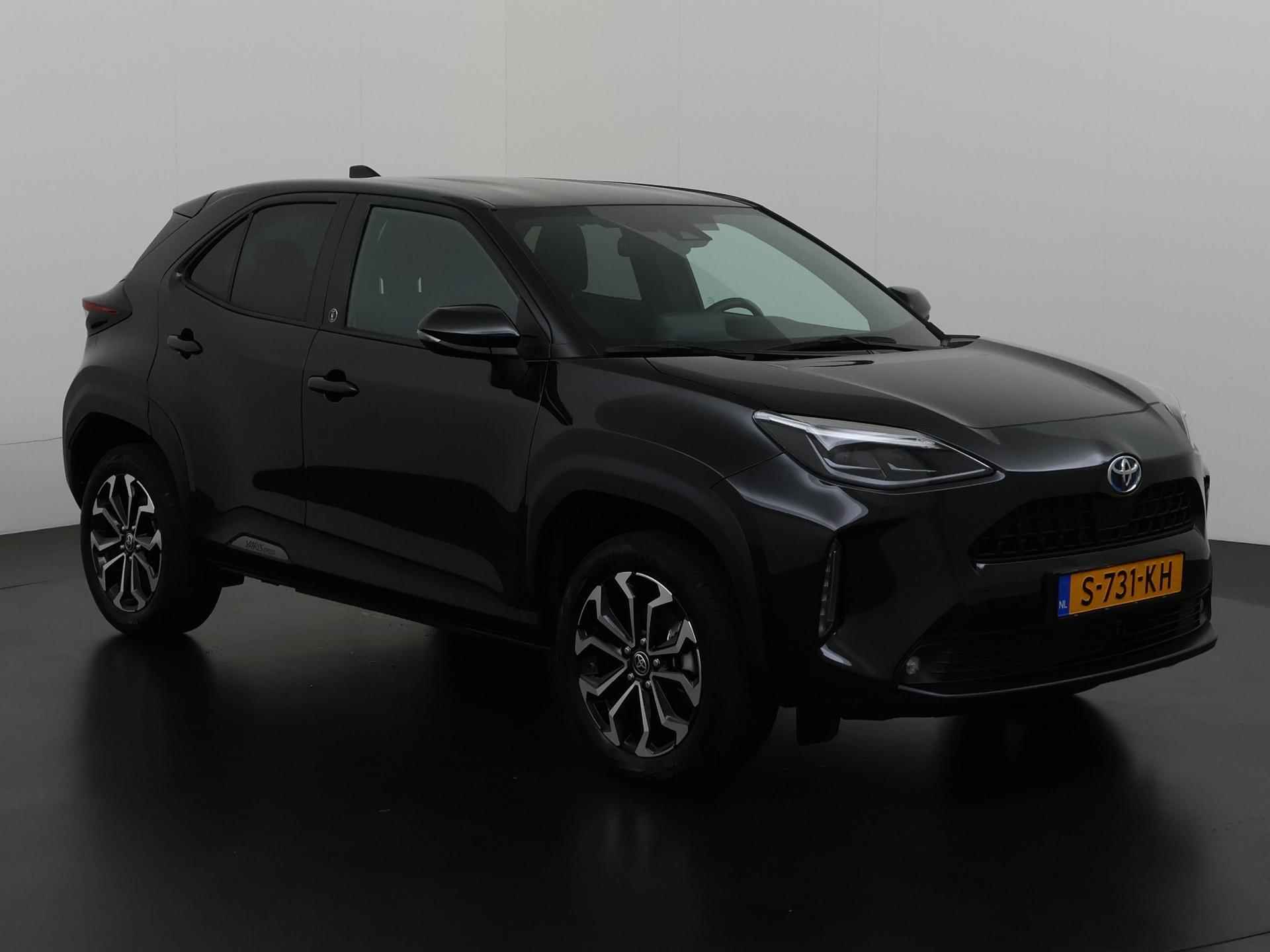 Toyota Yaris Cross 1.5 Hybrid Business Plus | Navigatie | Camera | Stoel & stuurverwarming | Zondag Open! - 29/37