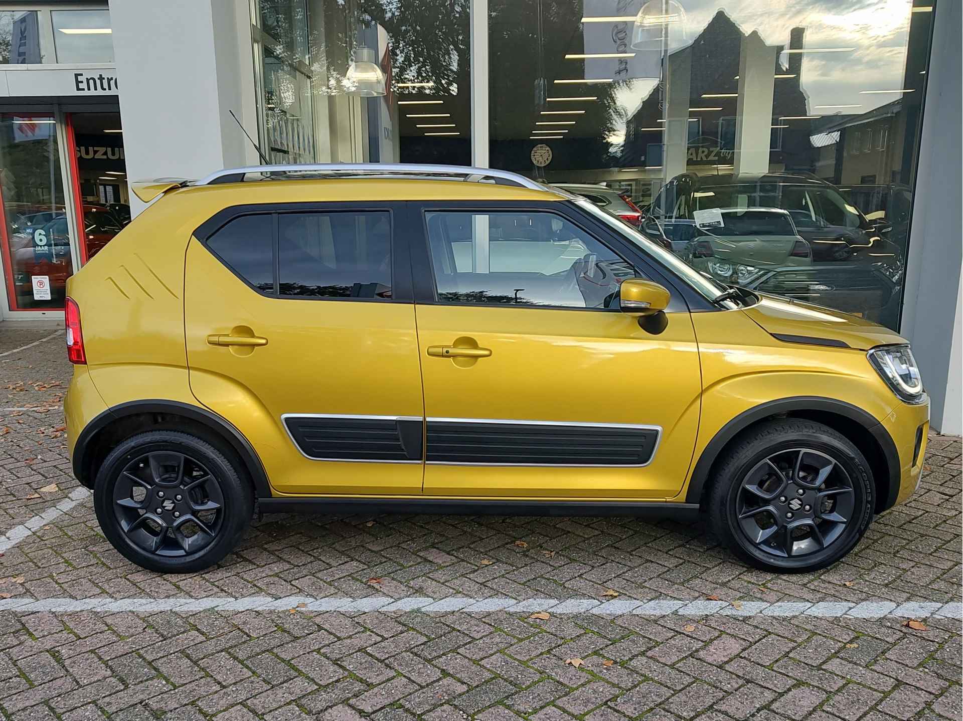 Suzuki Ignis 1.2 SMART HYBRID STYLE Sportpakket | Cruise | Clima | Stoelverwarming - 7/38