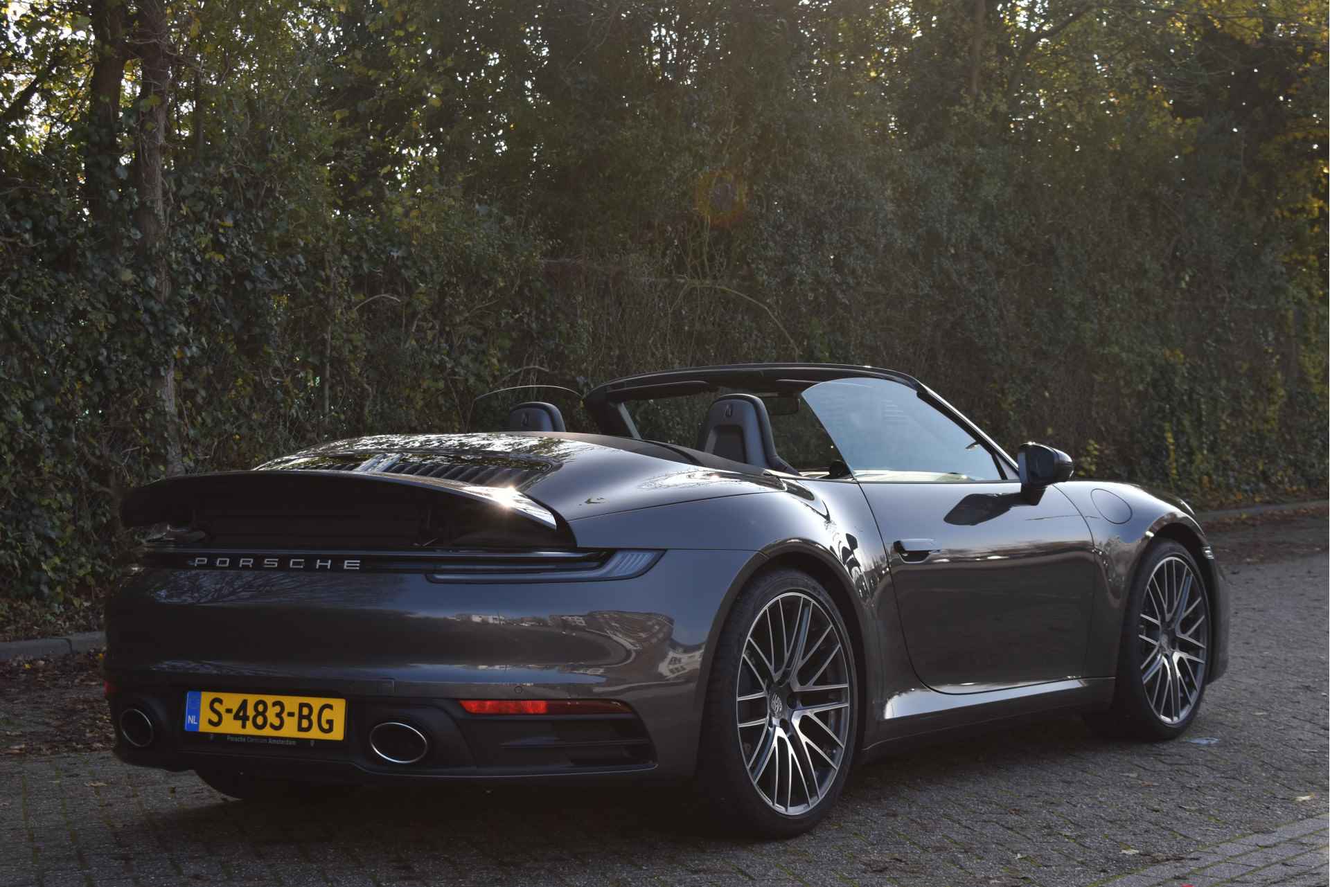 Porsche 911 Cabrio 3.0 Carrera Sport Chrono | NL- Auto | 1 Eigenaar | Liftsyst. | 360 gr camera | Keyless | Fab.garantie | Nieuwstaat - 9/60