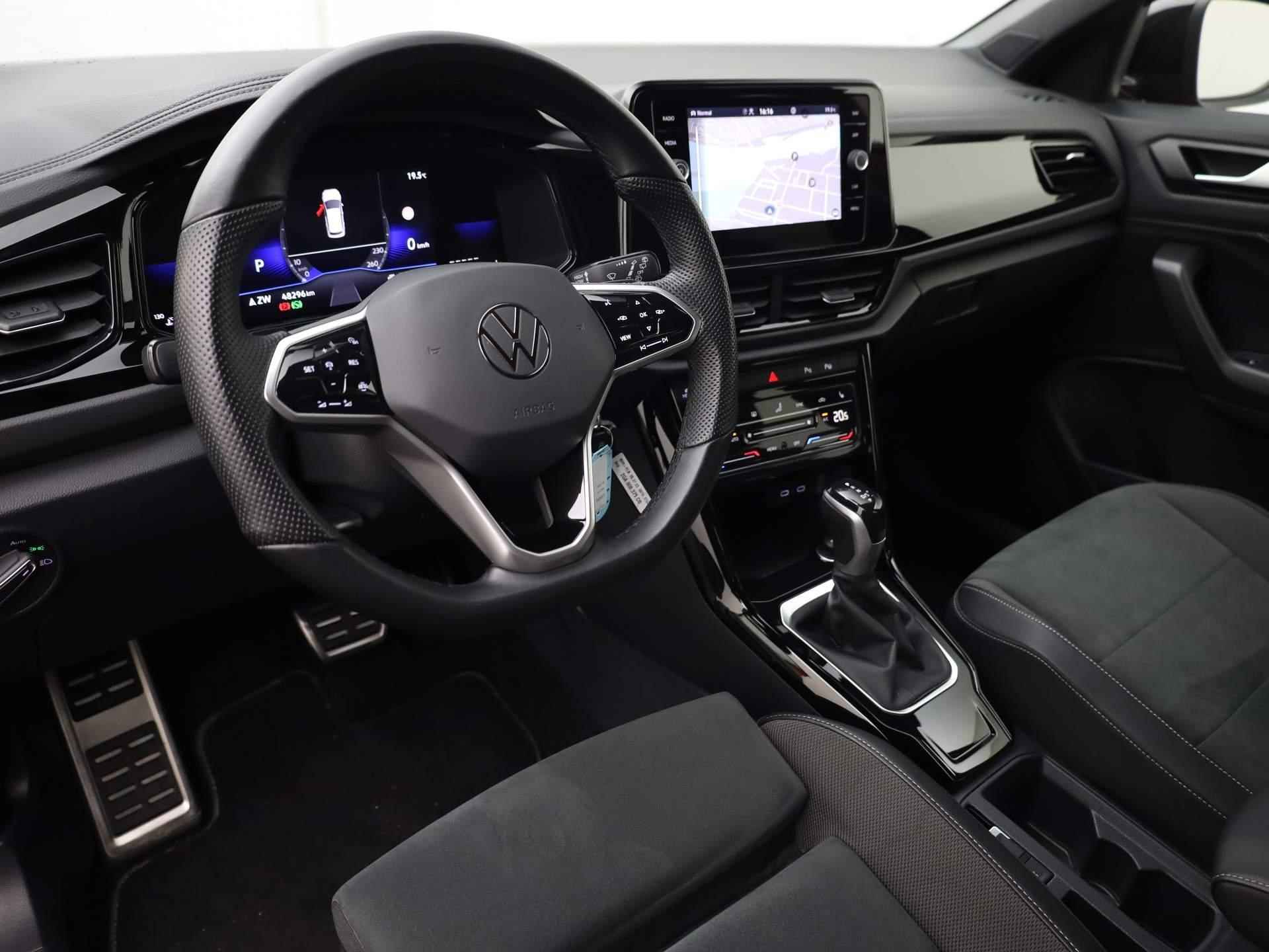 Volkswagen T-Roc 1.5TSI/150PK R-Line Blackstyle DSG · Navigatie · Parkeersensoren · Matrix-LED - 17/39