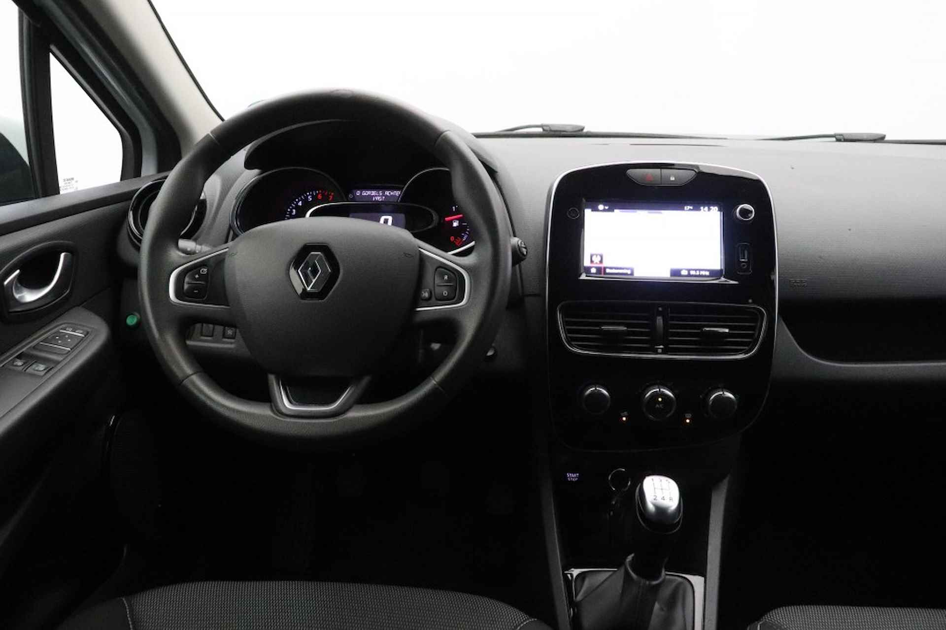 RENAULT Clio 0.9 TCe Estate Zen - Navi, CarPlay - 4/17