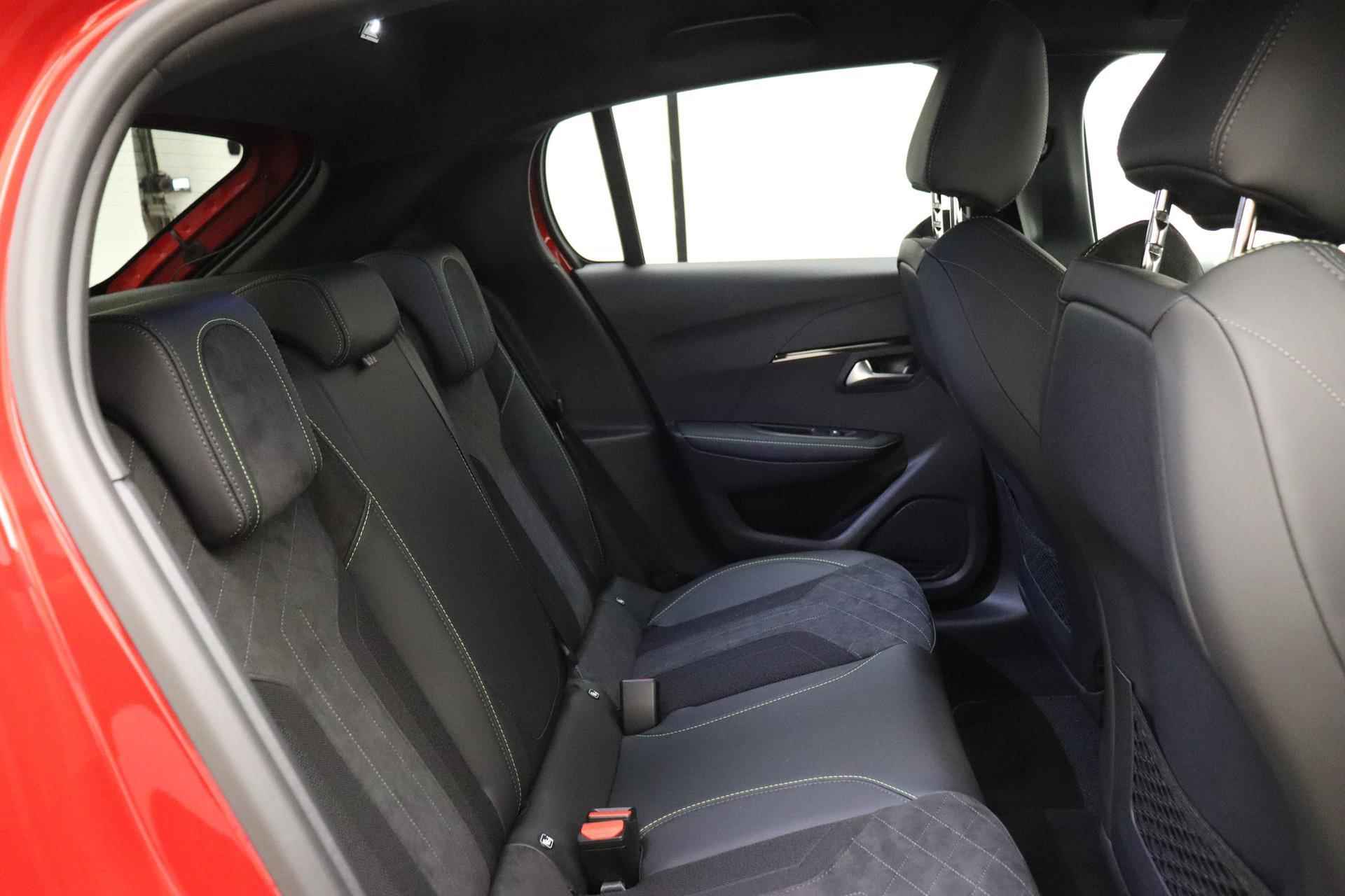 Peugeot e-208 EV GT Pack 50 kWh 100% Elektrisch | 3-Fase | Camera | Parkeersensor | Stoelverwarming | Navigatie | Cruise Control | 3D Instrumentenpaneel | - 15/40