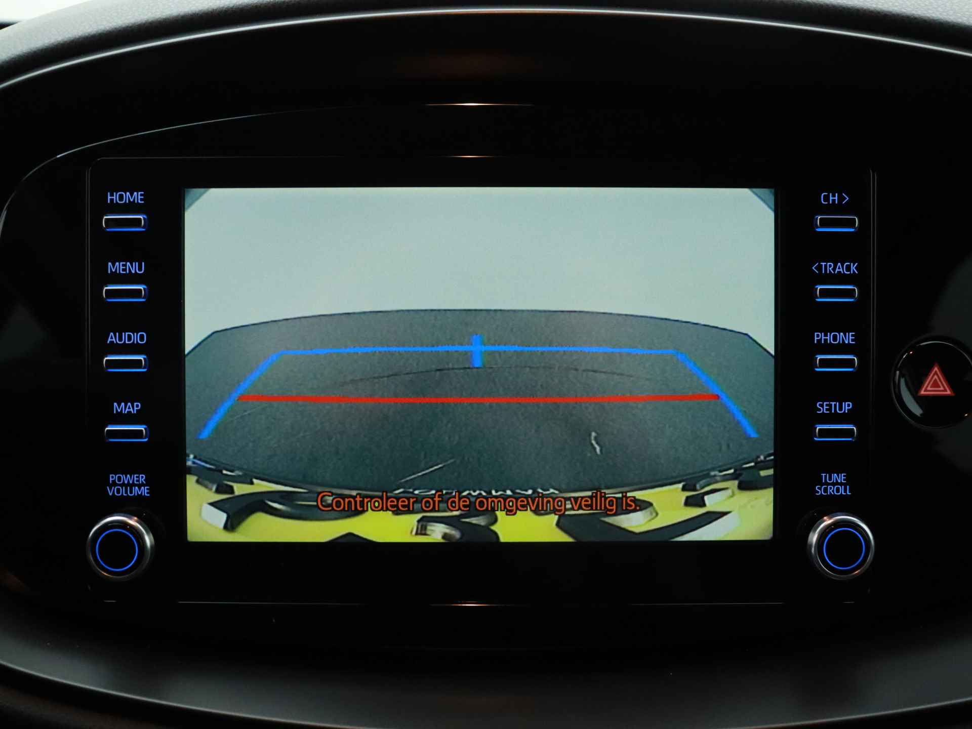 Toyota Aygo X 1.0 First Edition Limited | LED | Lichtmetalen velgen | Automatische airco | - 8/38