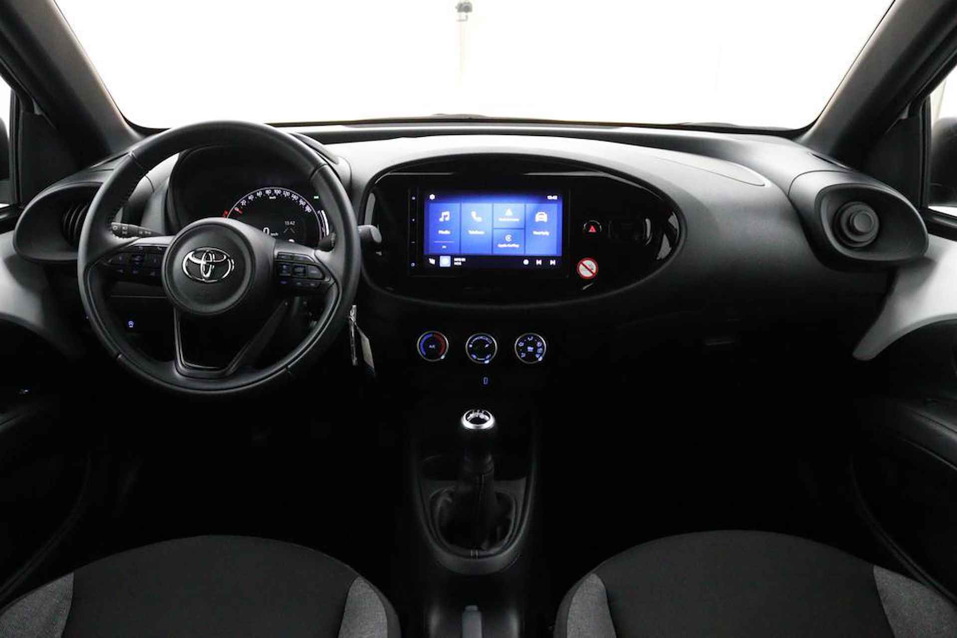 Toyota Aygo X 1.0 VVT-i MT Play | Apple Carplay | Android Auto | Adaptieve Cruise Control | - 11/41