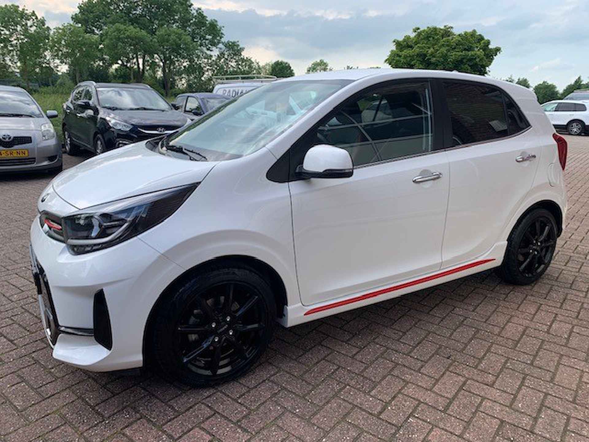 Kia Picanto 1.0 GT-Line Automaat Navigatie/ Leer / Camera - 4/24