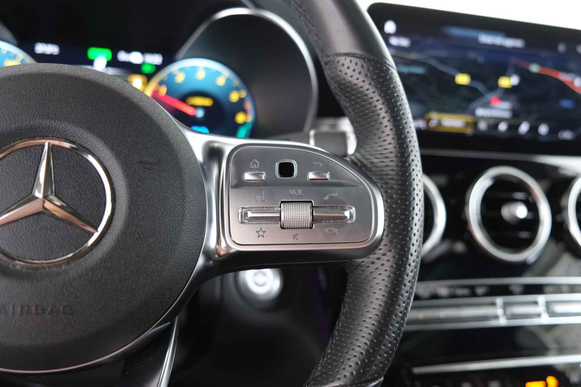 Mercedes-Benz GLC 300de 4MATIC Business Solution 3x AMG Plus Panorama / Opendak / Leder / Carplay / 360 Camera - 20/34