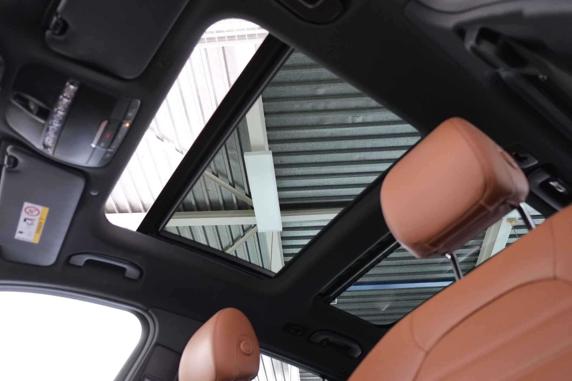 Mercedes-Benz GLC 300de 4MATIC Business Solution 3x AMG Plus Panorama / Opendak / Leder / Carplay / 360 Camera - 32/34