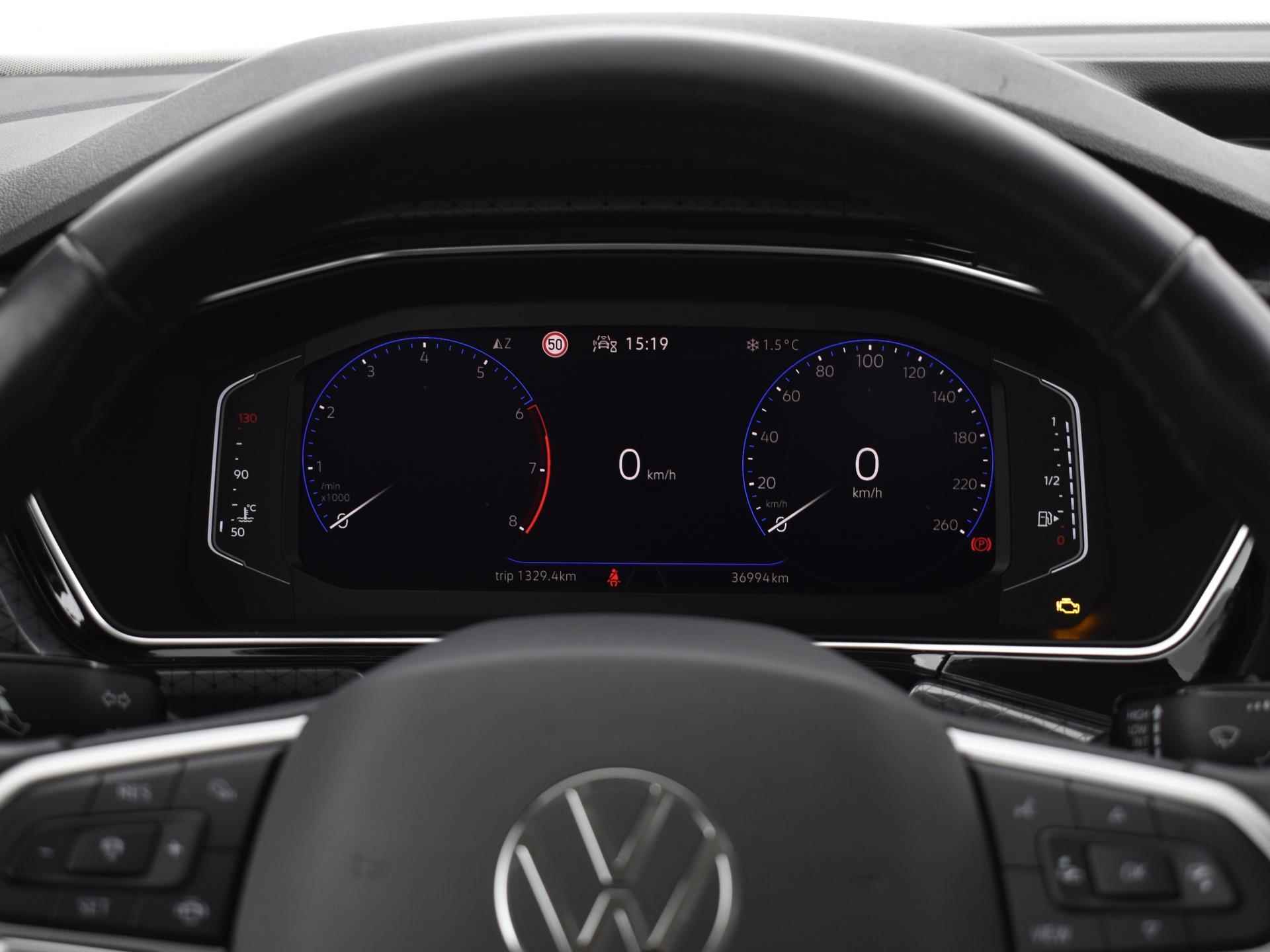Volkswagen T-Cross 1.0 Tsi 110pk Style | ACC | Climatronic | P-Sensoren | App-Connect | Navigatie | 17'' Inch | Garantie t/m 02-03-2026 of 100.000km - 21/31