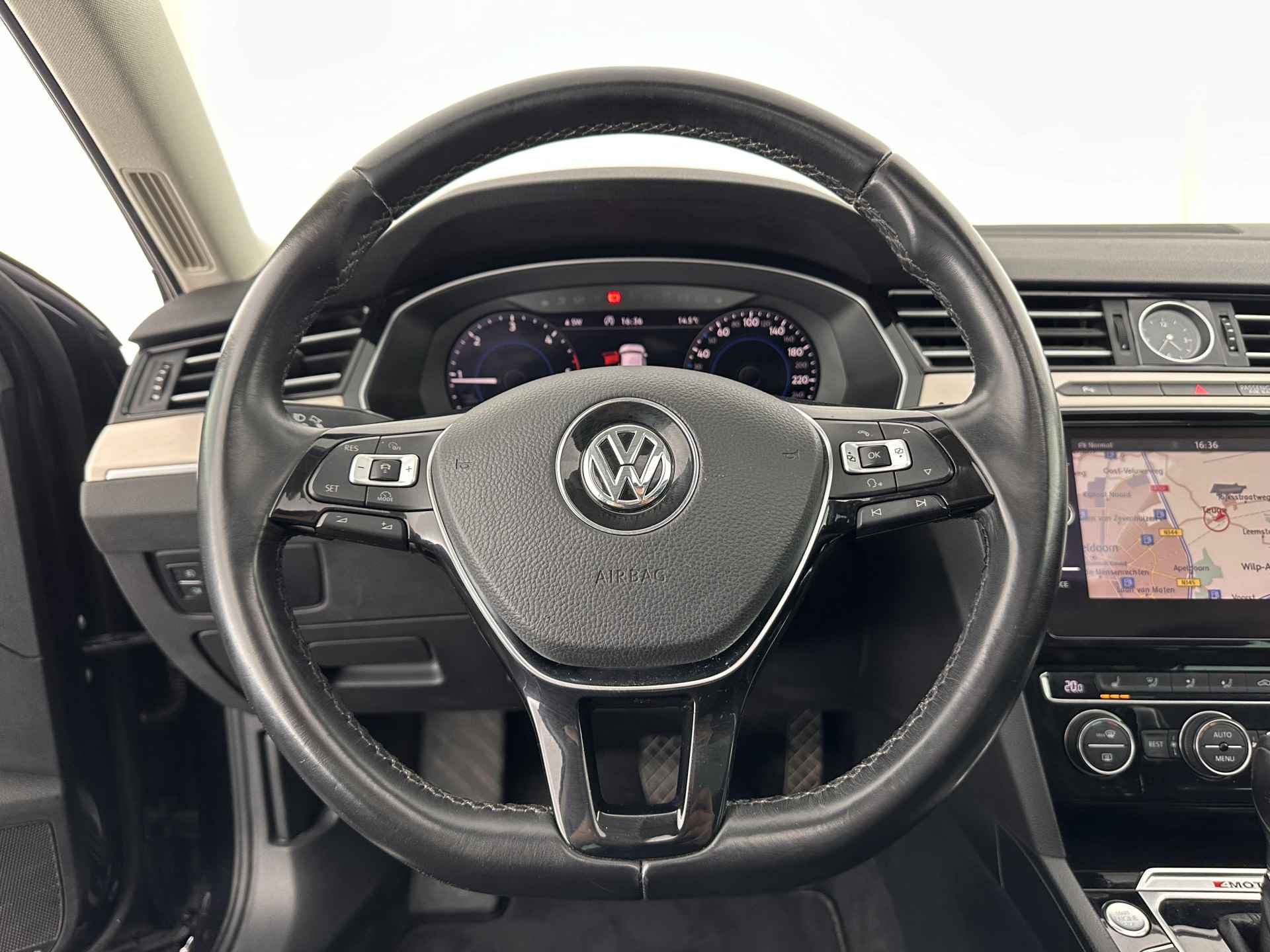 Volkswagen Passat Variant 2.0 BiTDI 4Motion Highline Executive-Pack Aut. *PANO | ADAPTIVE-CRUISE | DIGI-COCKPIT | NAVI-FULLMAP | LEDER-ALCANTARA | FULL-LED | ERGONOMIC-COMFORT-SEATS | KEYLESS | ECC | PARKPILOT | TOWBAR | 17''ALU* - 16/32