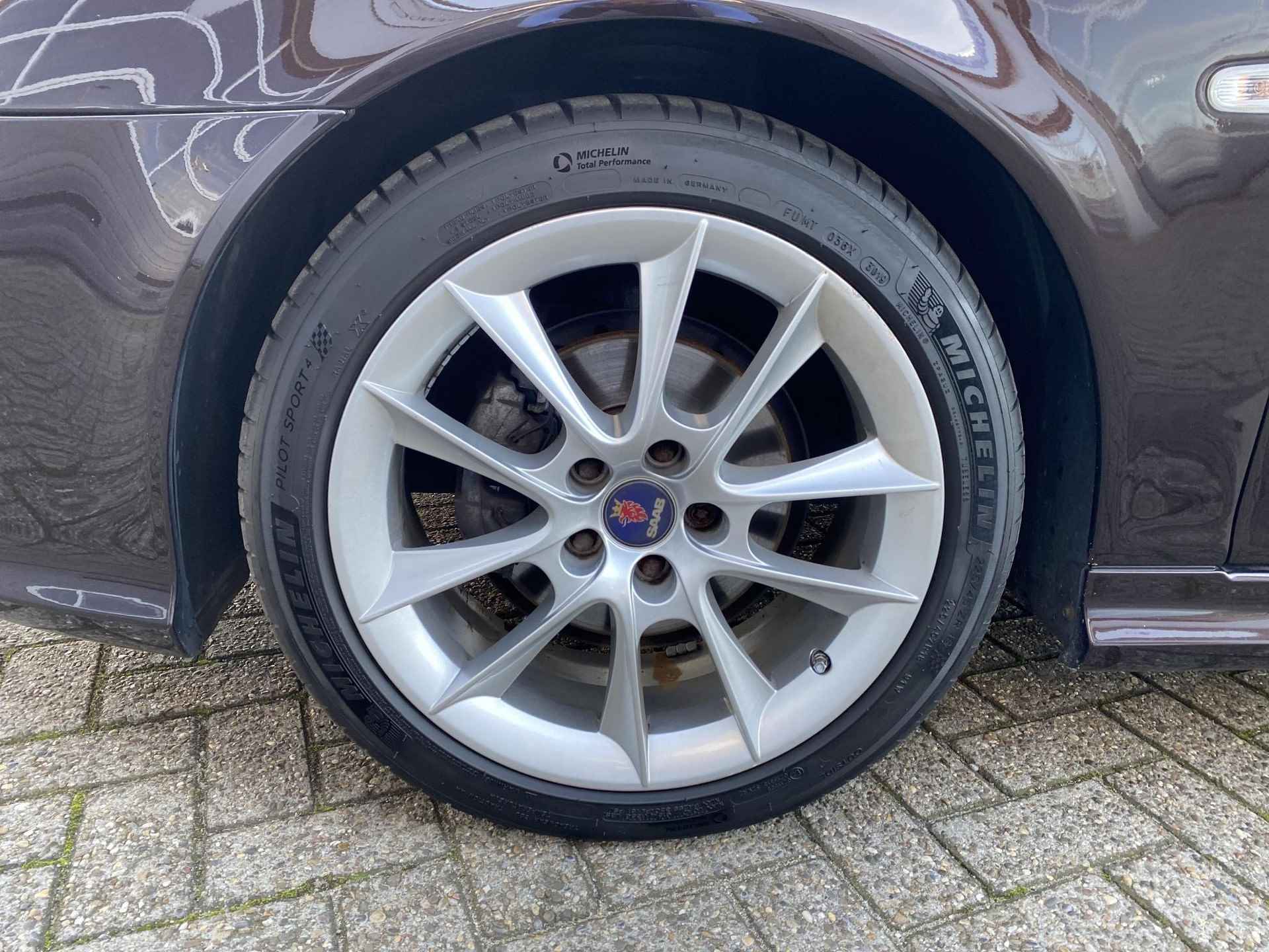 Saab 9-3 Sport Sedan 2.0t Norden Trekhaak | Climatecontrol | Cruise control | Navigatiesysteem | Lichtmetalen Velgen | Lederen Bekleding | Super nette auto | Stoelverwarming - 10/31