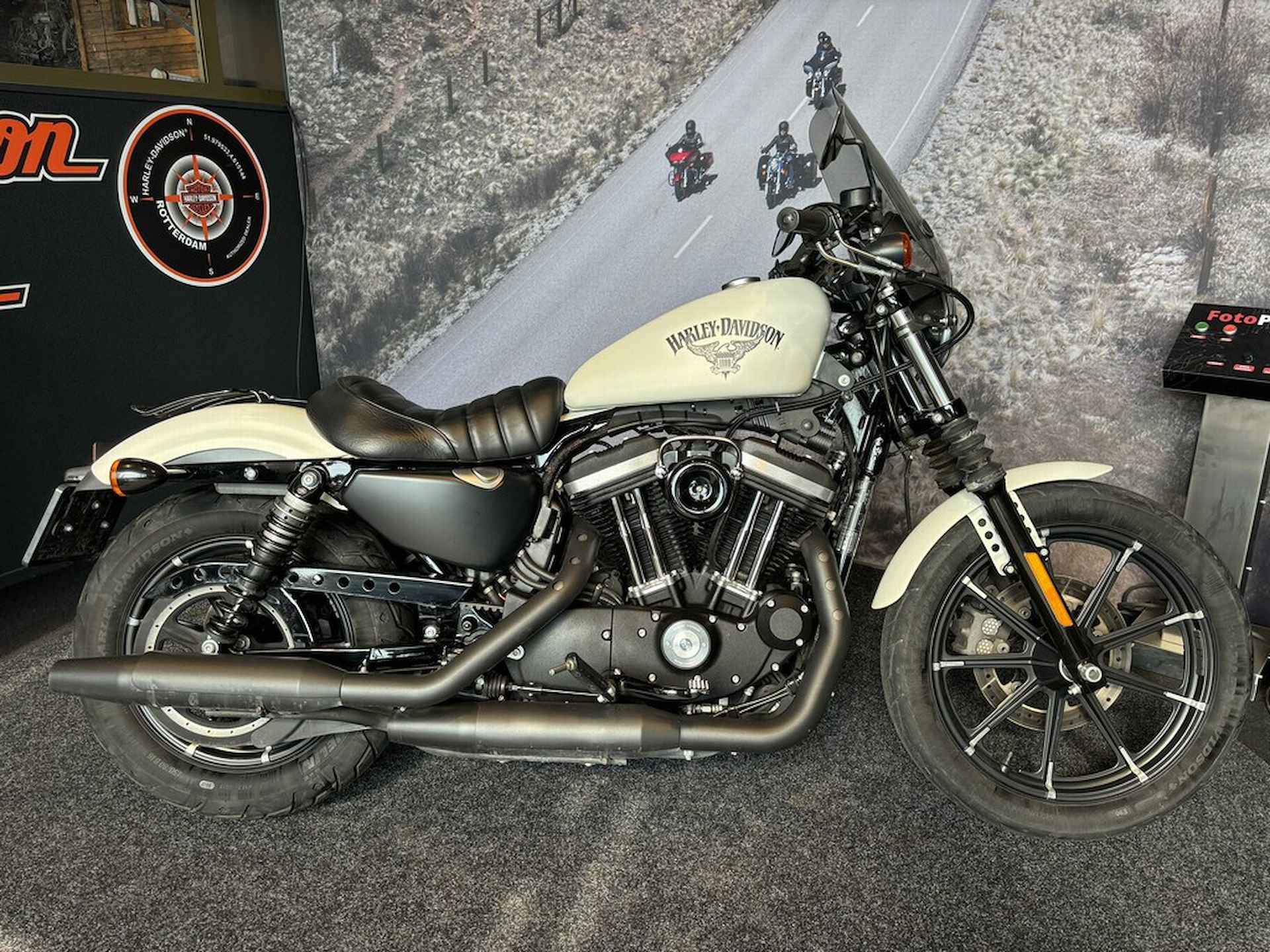 Harley-Davidson XL883N Iron - 2/10