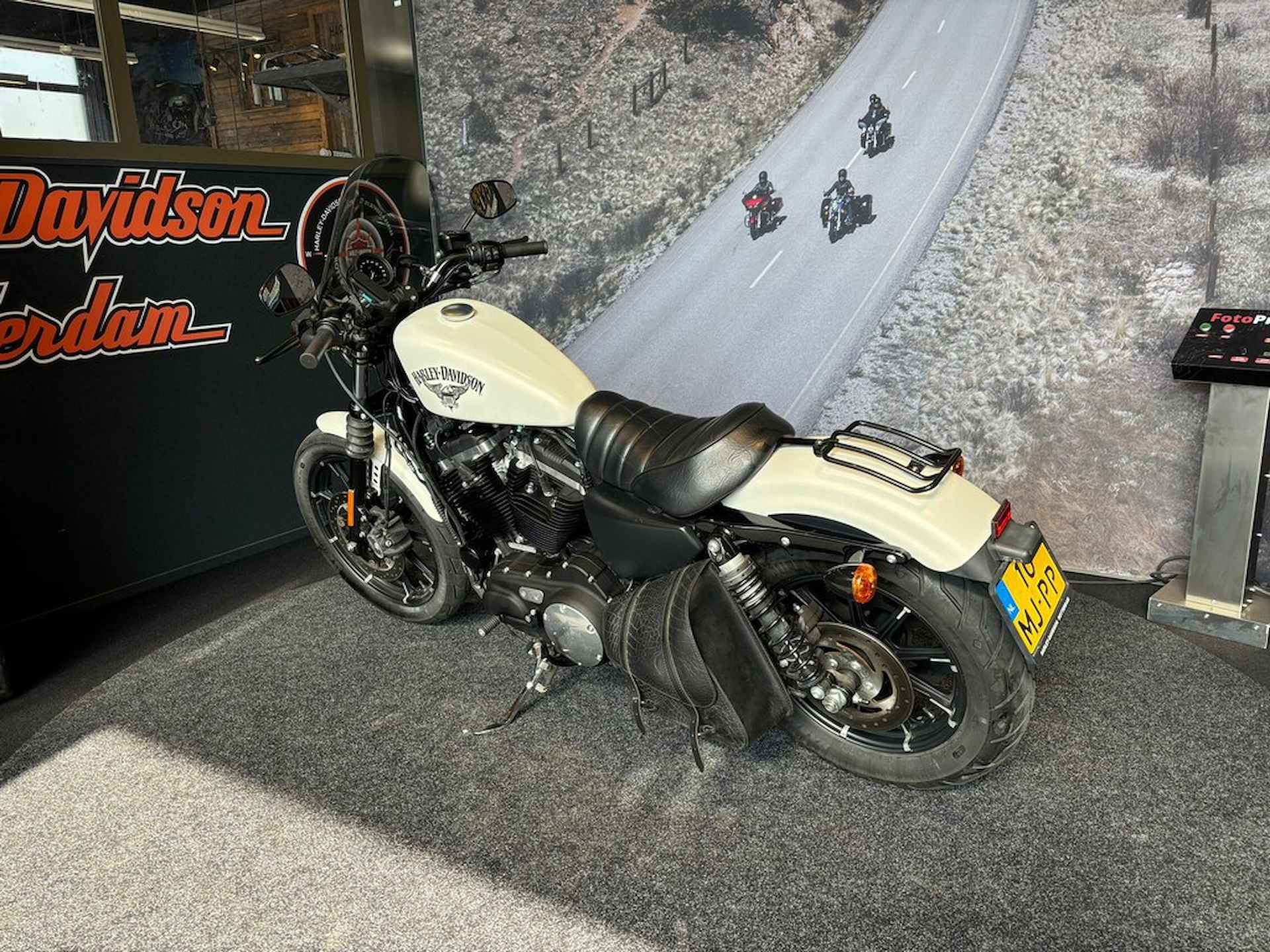 Harley-Davidson XL883N Iron - 5/10