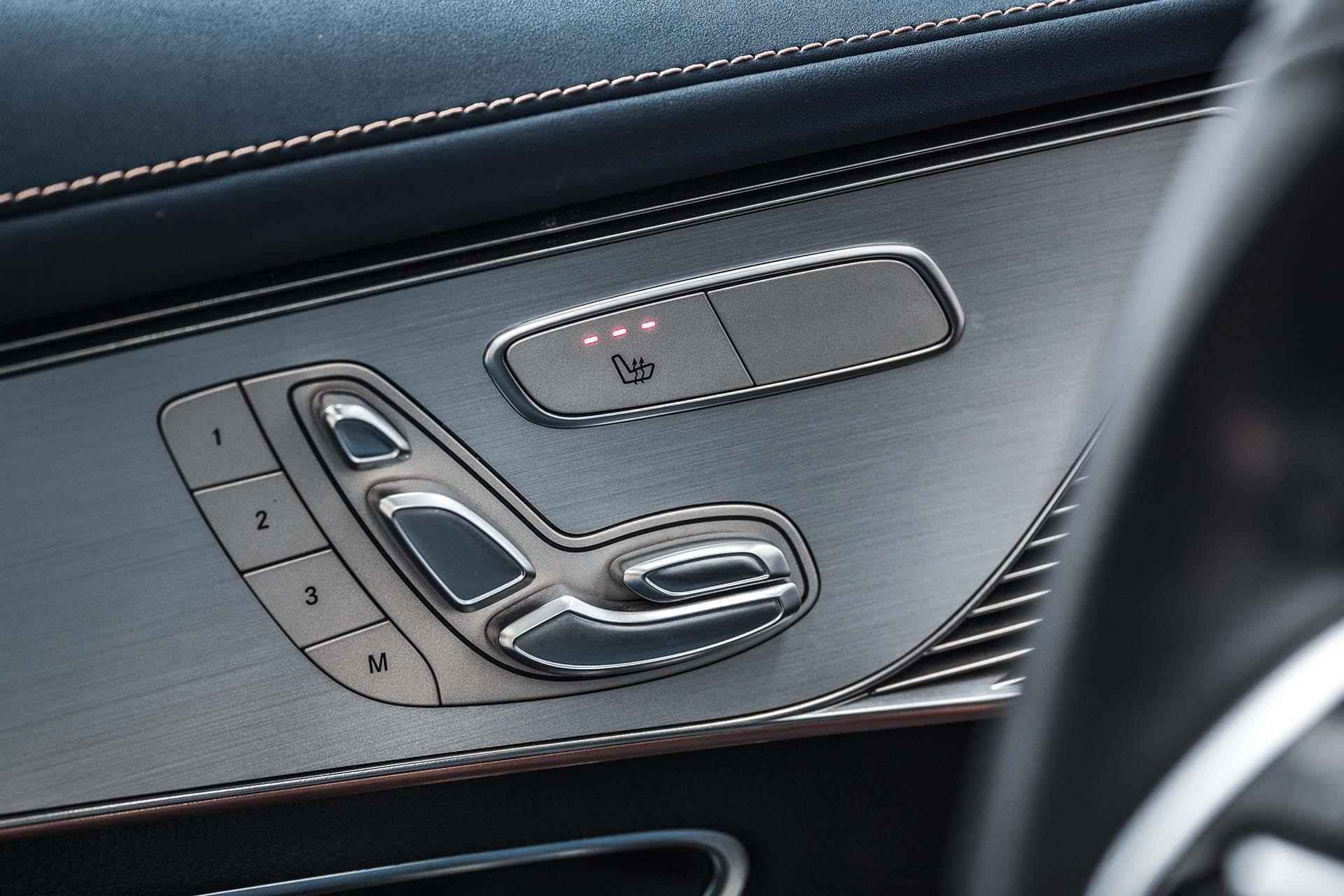 Mercedes-Benz EQC 400 4MATIC Premium Plus 80 kWh | Schuifdak | Multibeam Led | elektrische stoelen | Rijassistentiepakket | 360 camera | Keyless Go | Burmester Sound | BTW voertuig - 31/36