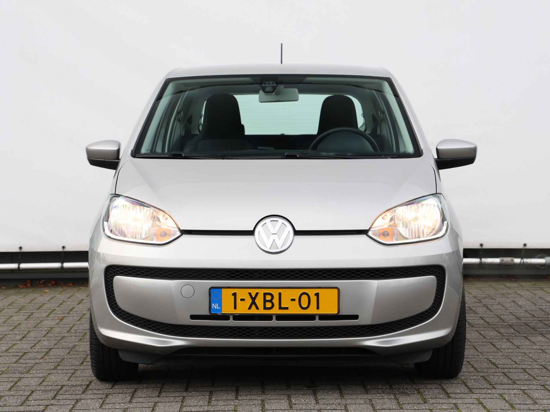 Volkswagen up! 1.0 move up! BlueMotion 68 pk | Airco | Elektrische ramen | CNG - 15/29