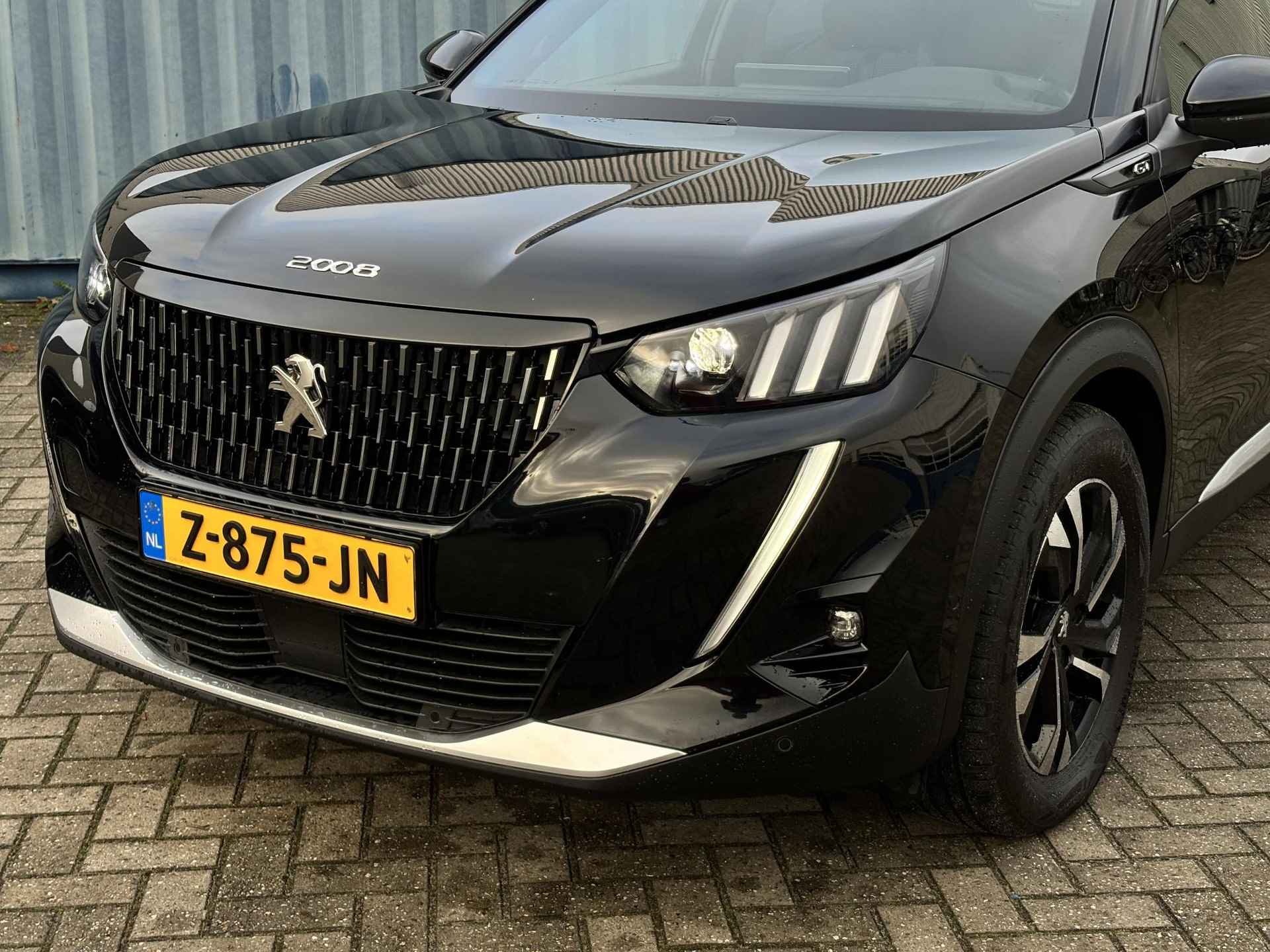 Peugeot 2008 1.2 PureTech GT - 15/31