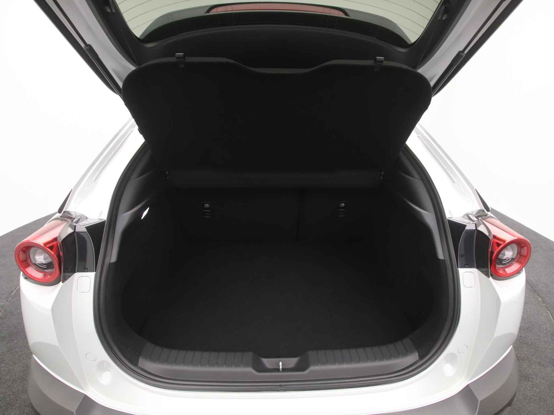 Mazda MX-30 e-SkyActiv EV Advantage | demo voordeel | 16% bijtelling tot 10-2028 | €2.000,- subsidie - 17/51