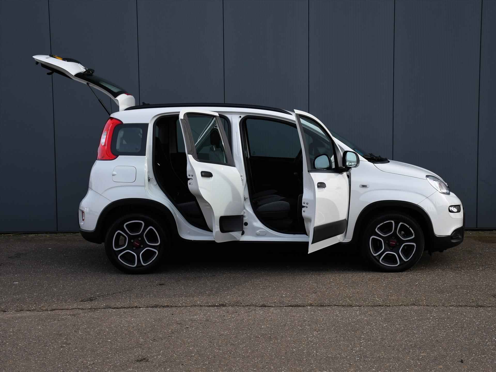 Fiat Panda City Life 1.0 Mild-Hybrid 70pk 15'' LM | DAB+ RADIO | AIRCO | USB | 21.612 KM | 24 MND GARANTIE - 22/24