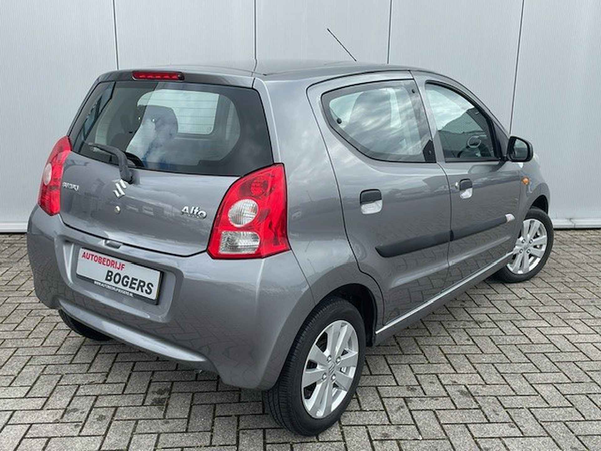 Suzuki Alto 1.0 Celebration EASSS Airco, Radio CD, 14"Lm, El.ramen voor, Afst.bed centralevergrendeling - 2/16