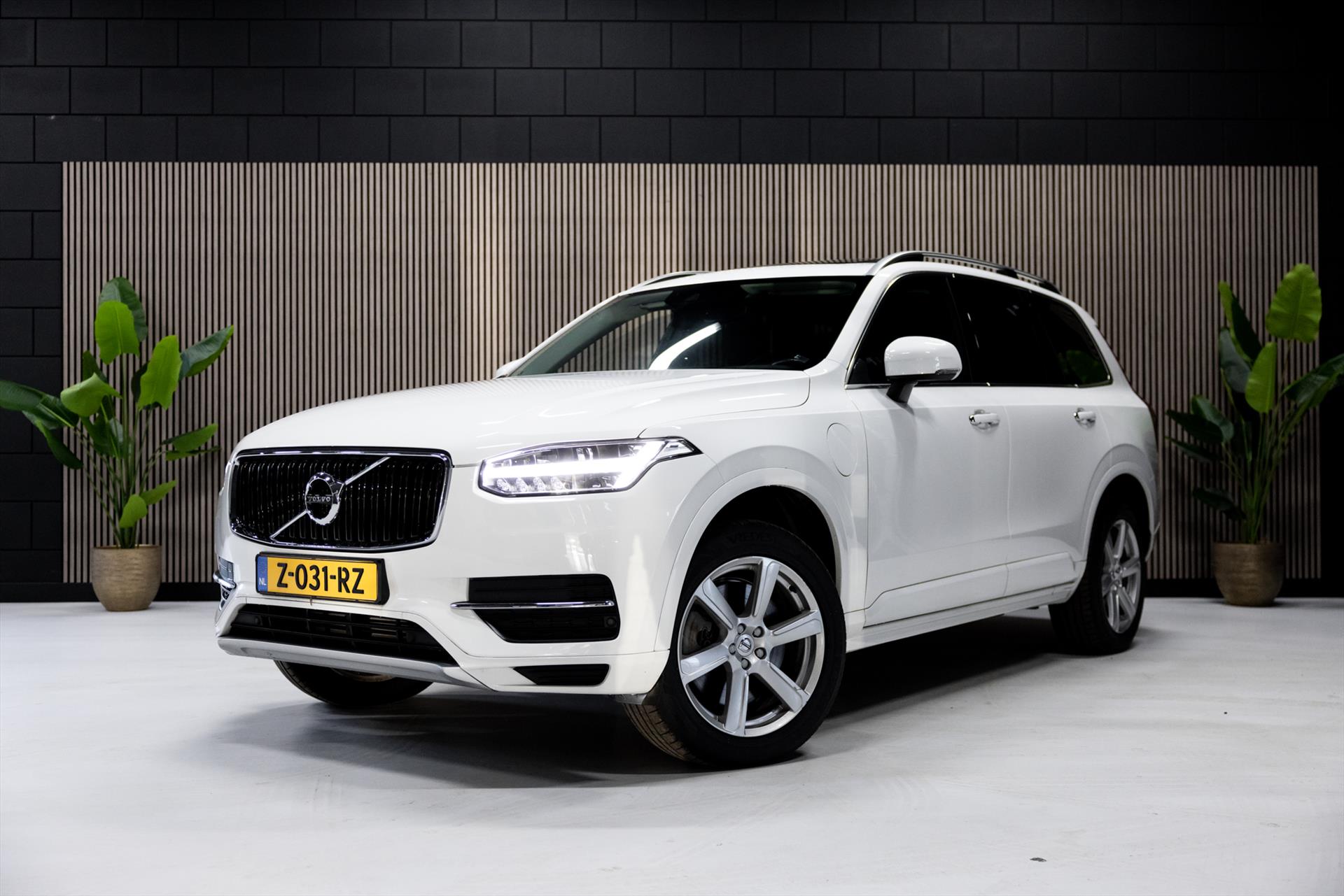 Volvo XC90 T8 Twin Engine Plug-in Hybrid 390pk 7P AWD Inscription