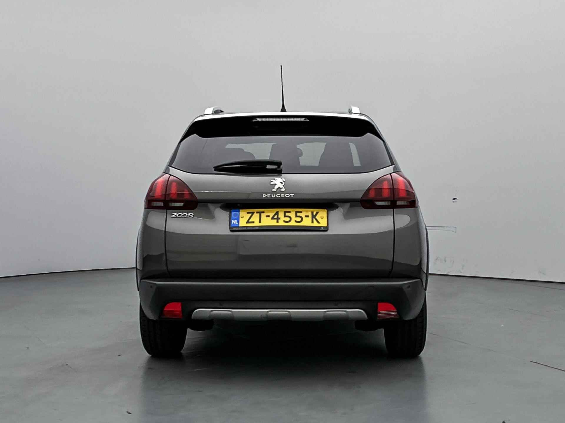 Peugeot 2008 SUV Allure 110pk | Navigatie | Achteruitrijcamera | Panoramadak | Climate Control | Parkeersensoren | Cruise Control | Apple Carplay / Android Auto | Bluetooth | DAB+ radio | 16" lichtmetalen velgen | - 8/33